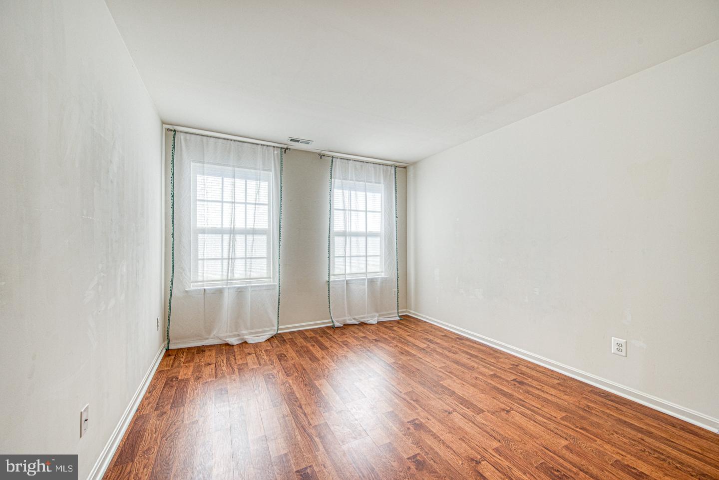 PENNS MANOR - Residential