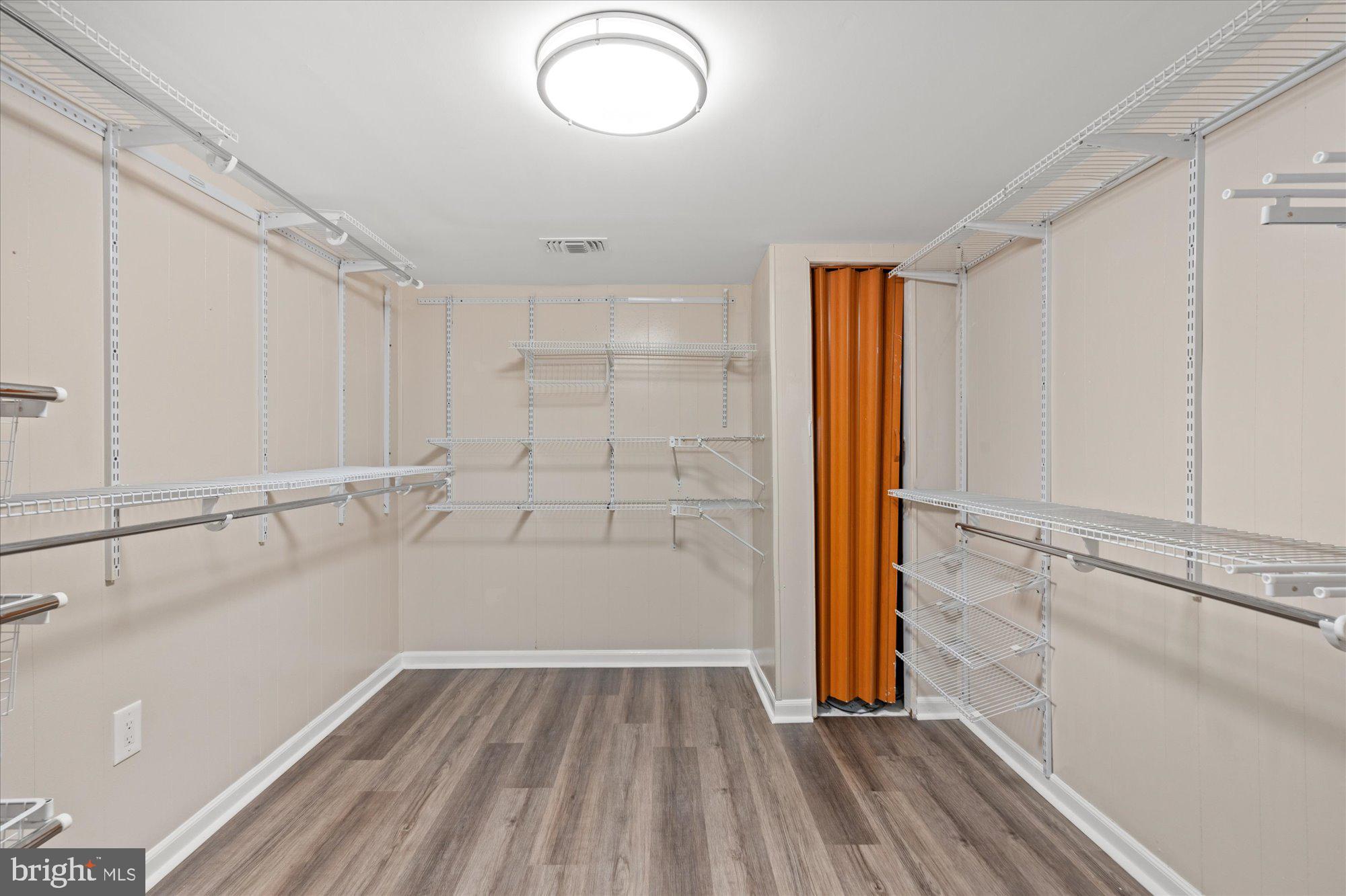 PINEWOOD GREENS - Residential