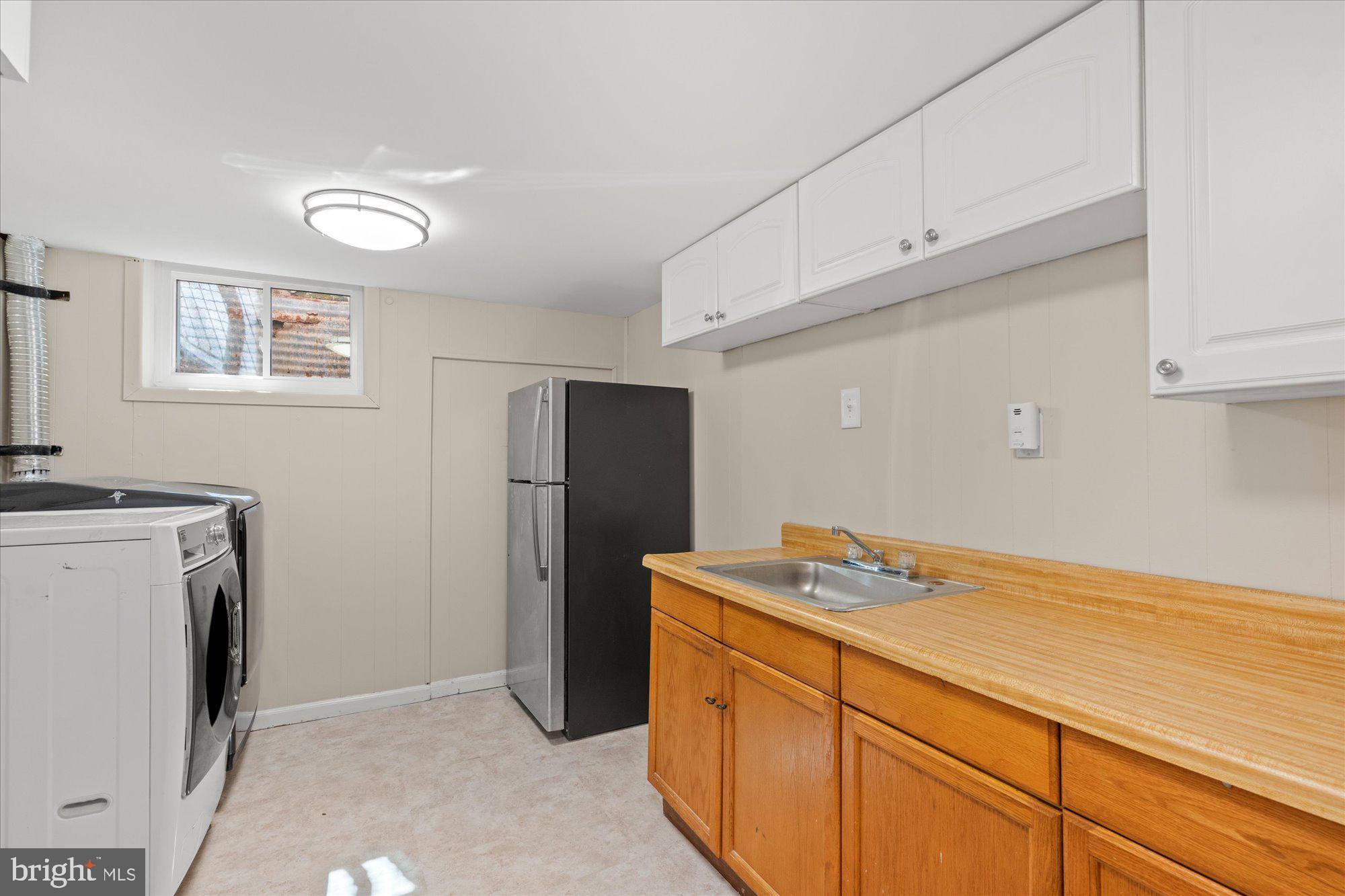 PINEWOOD GREENS - Residential