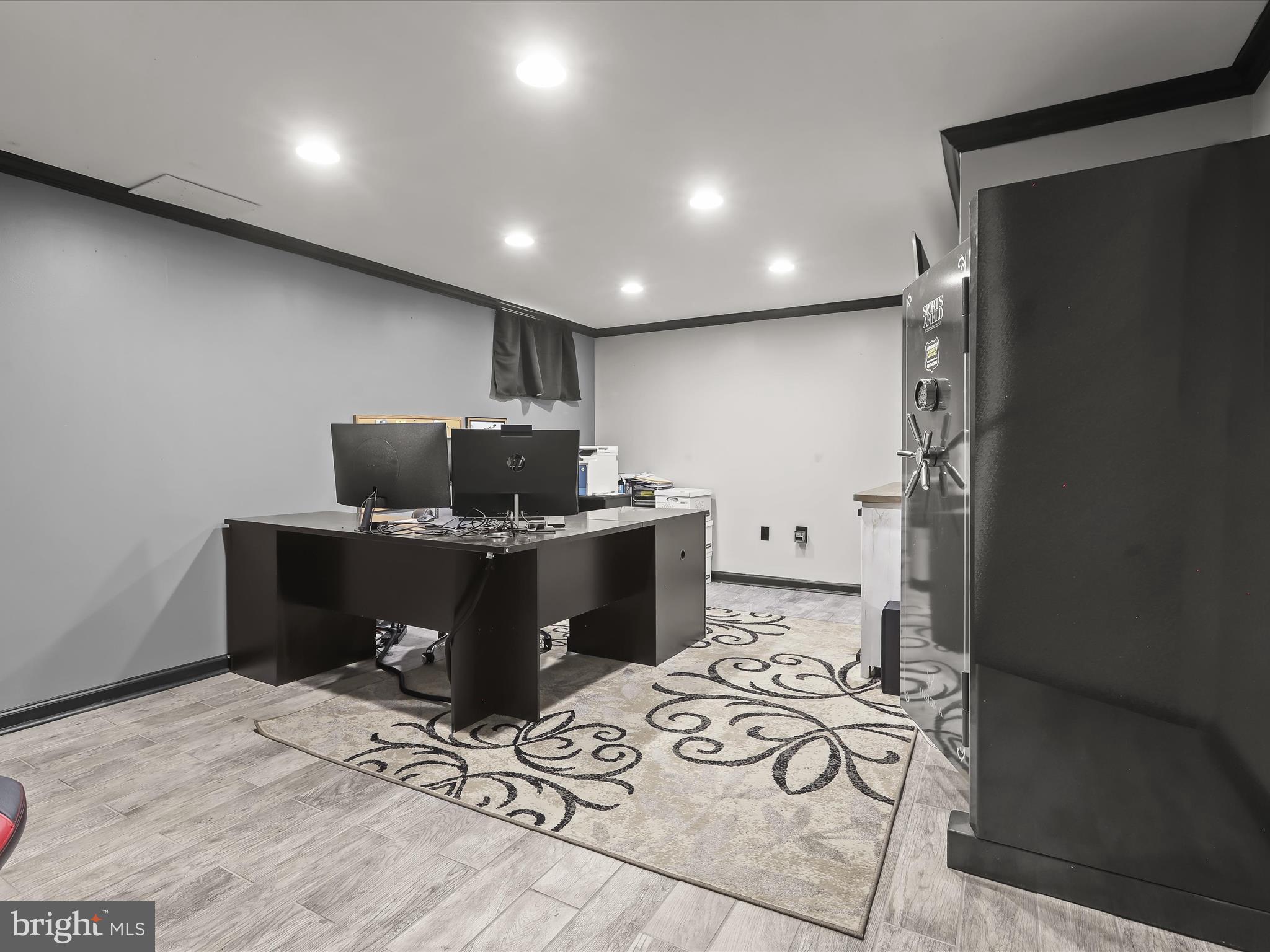 LOCKSLEY - Residential