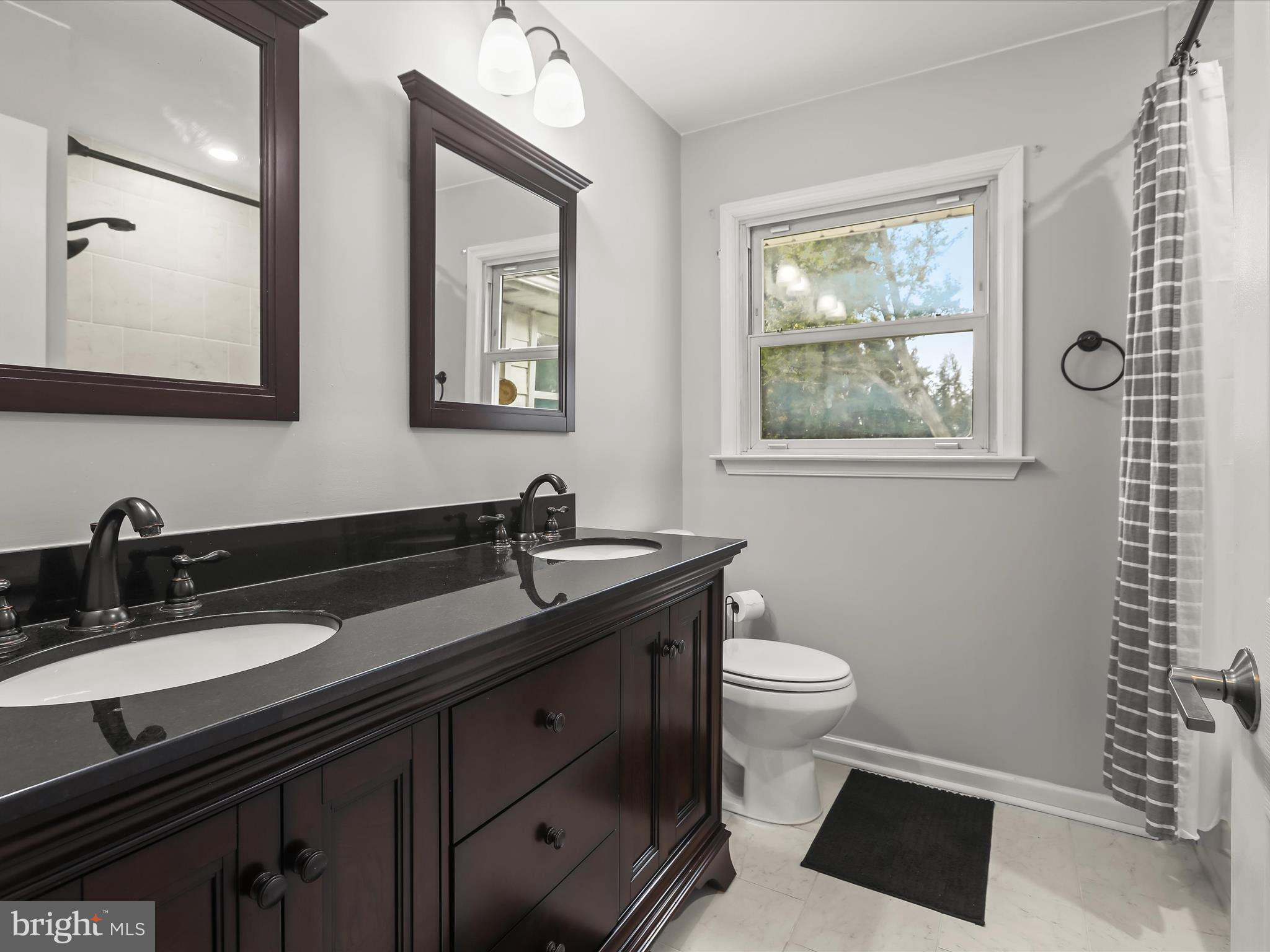 LOCKSLEY - Residential