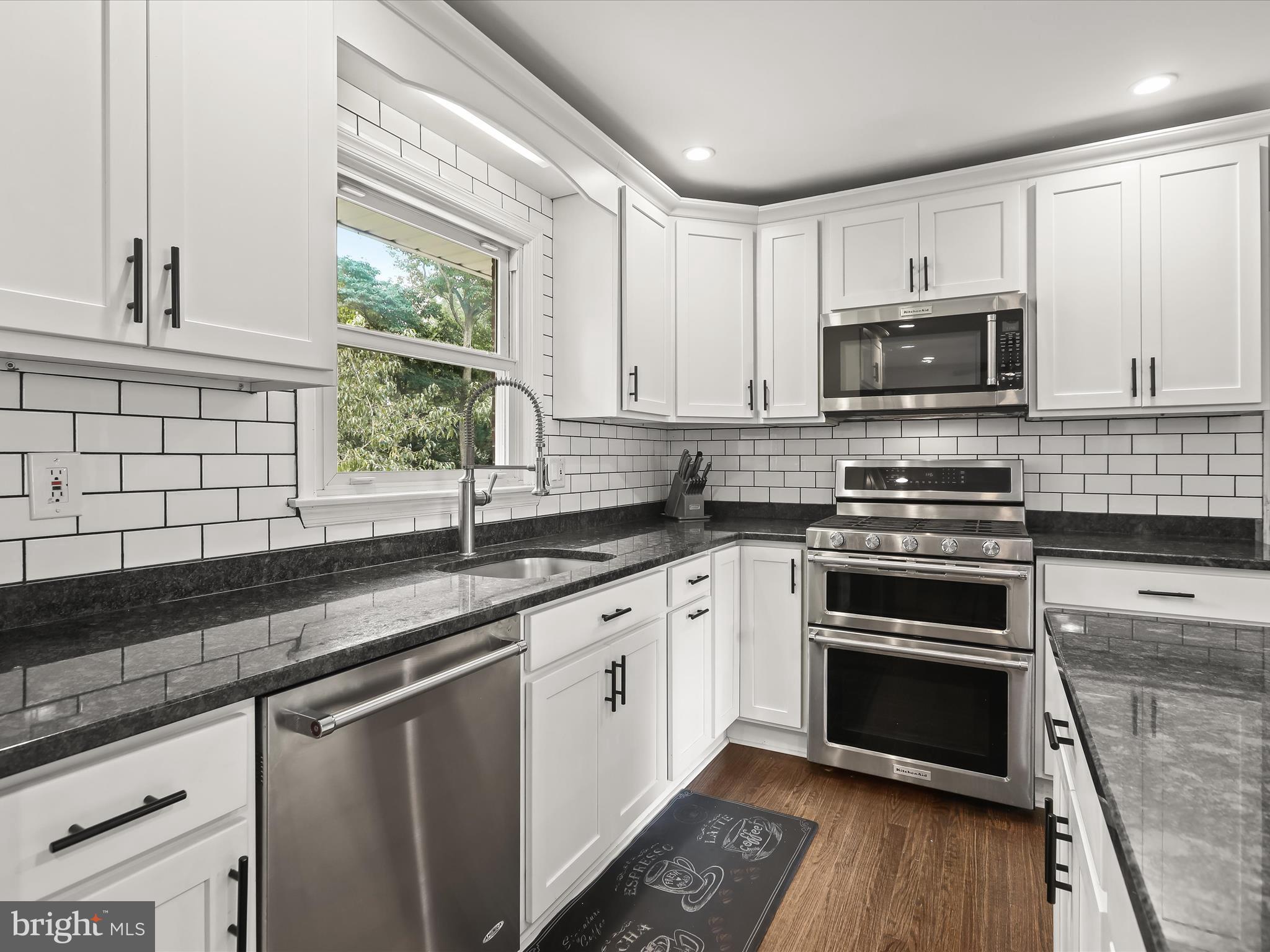 LOCKSLEY - Residential