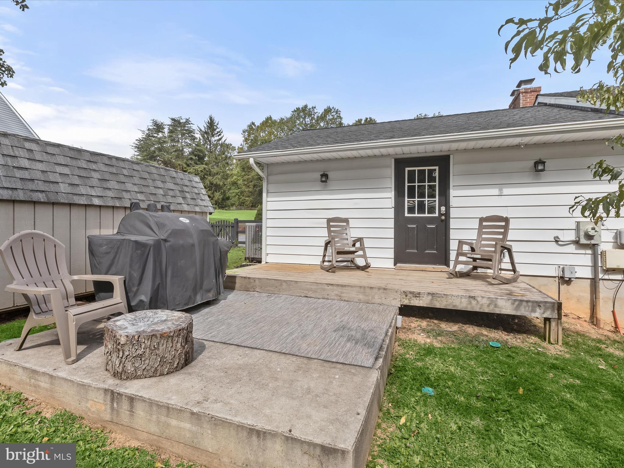 LOCKSLEY - Residential