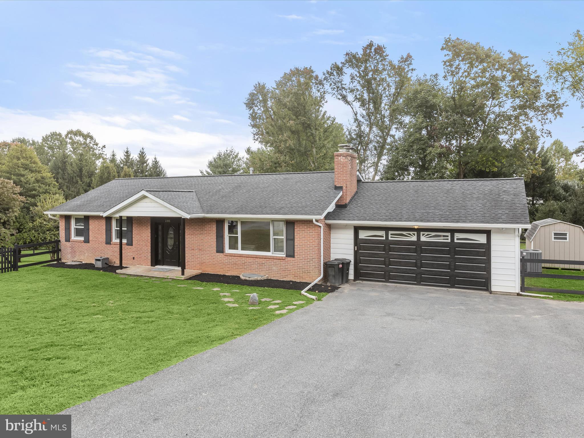 LOCKSLEY - Residential