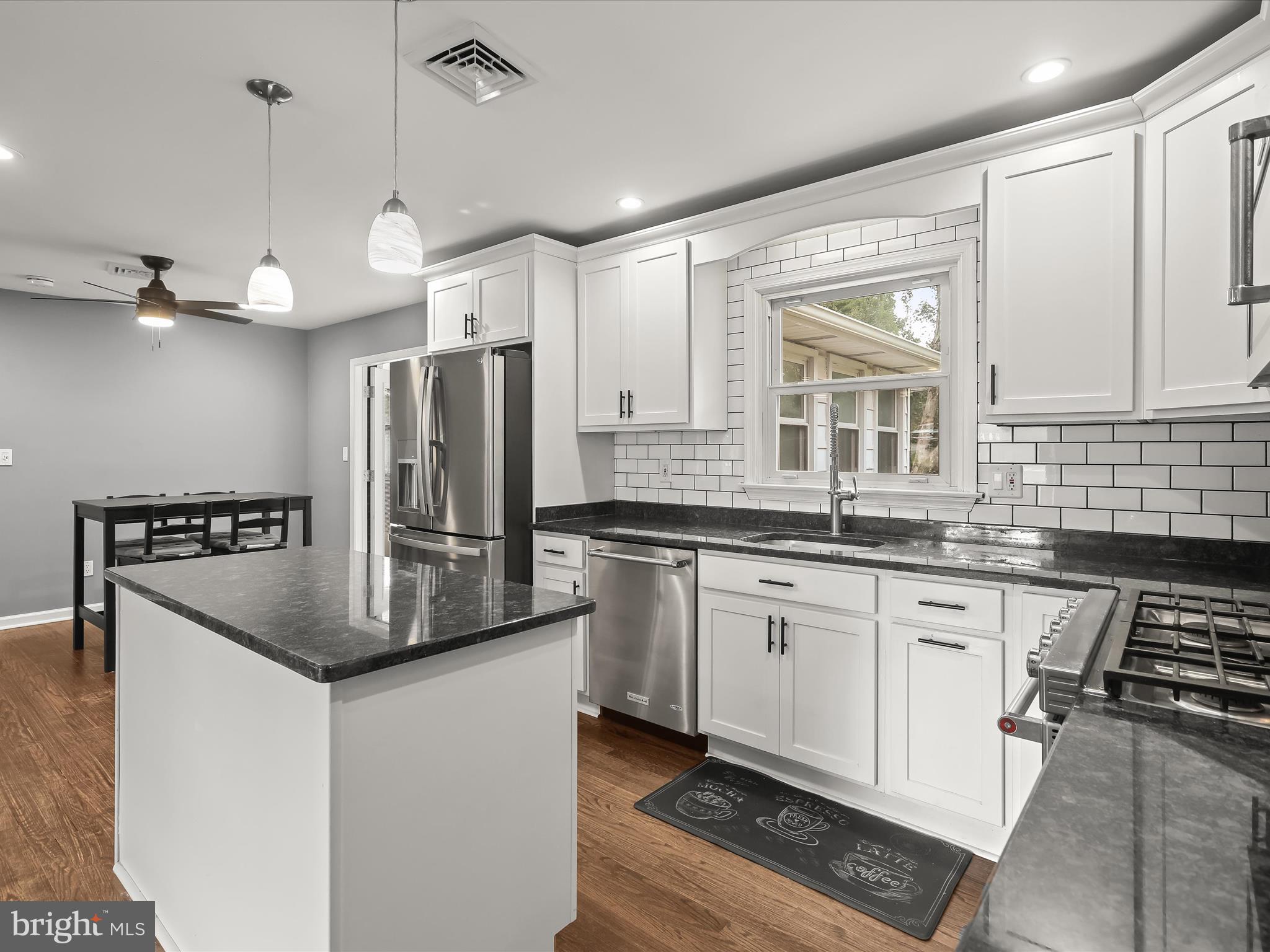 LOCKSLEY - Residential