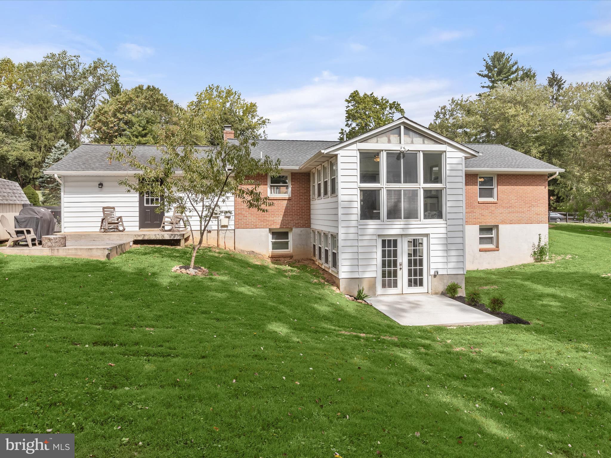 LOCKSLEY - Residential