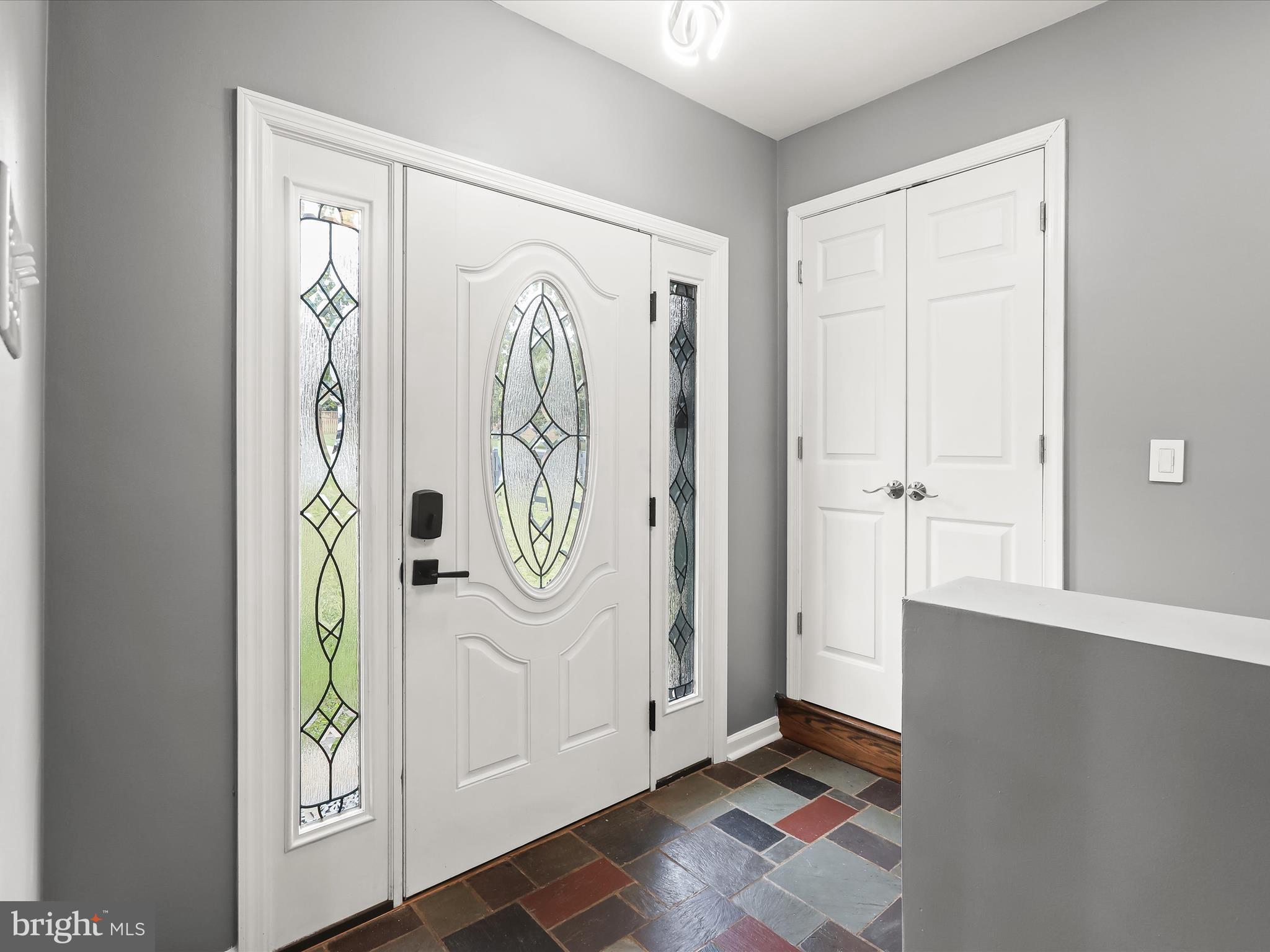 LOCKSLEY - Residential