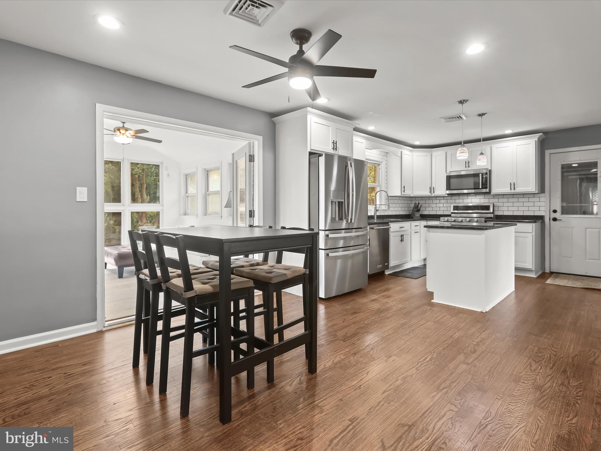 LOCKSLEY - Residential