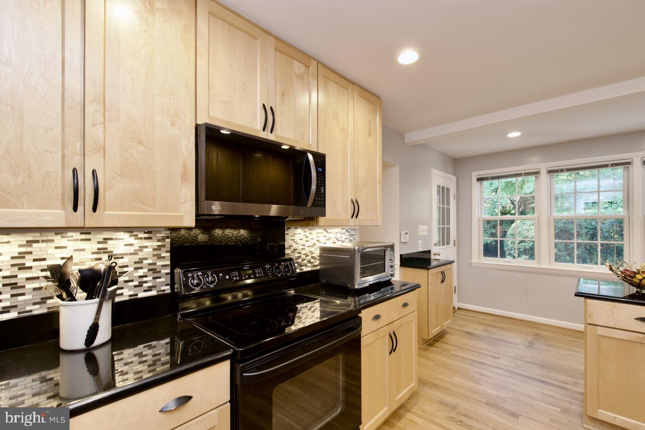 SLEEPY HOLLOW PARK - Residential