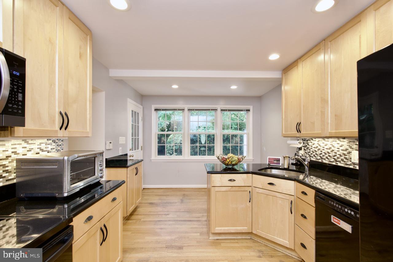 SLEEPY HOLLOW PARK - Residential