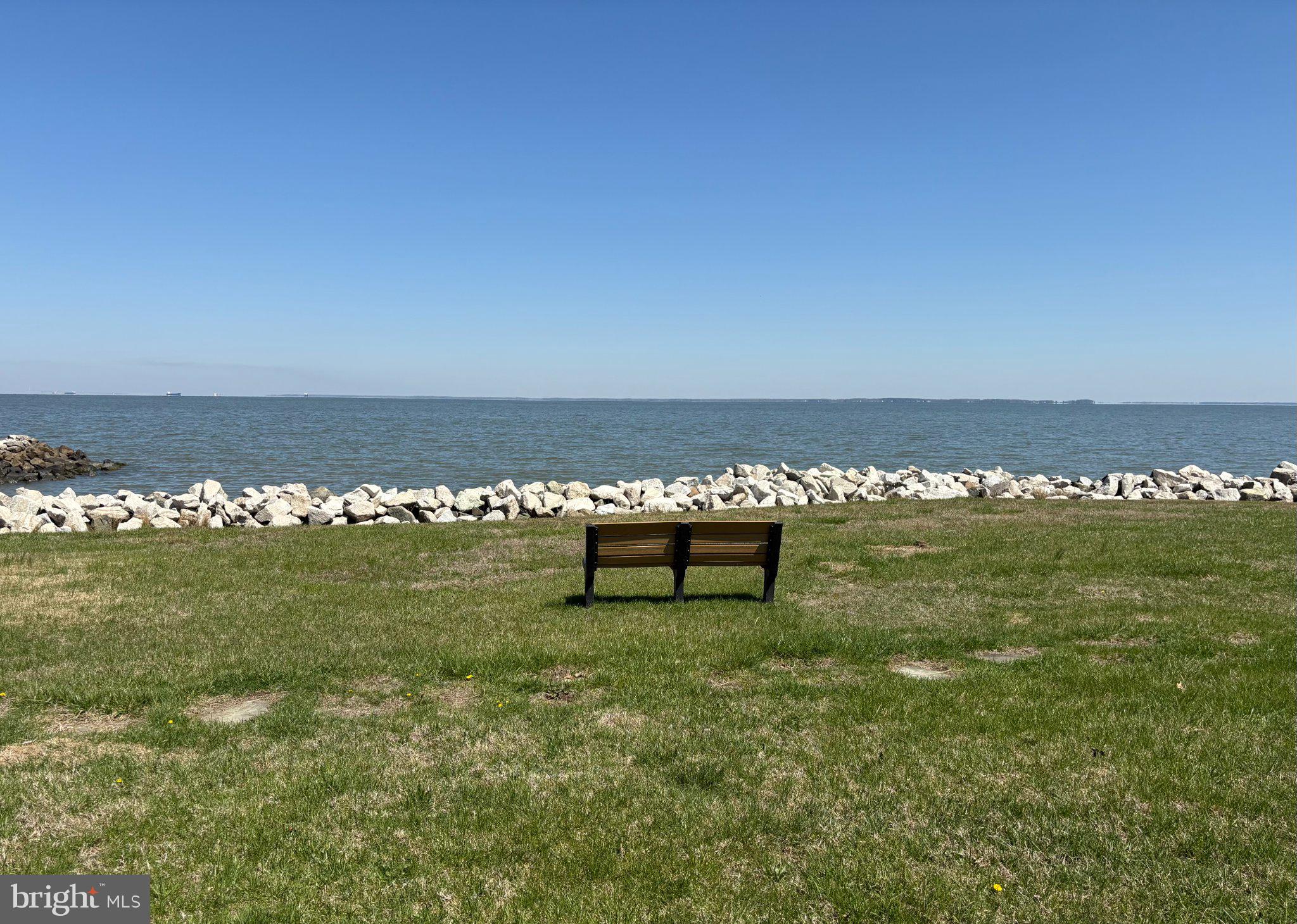 COLUMBIA BEACH - Residential