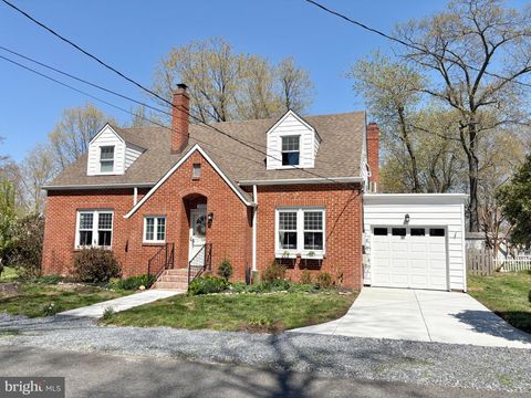 Photo of 1510 Callaway Drive, SHADY SIDE, MD 20764 (MLS # MDAA2141806)
