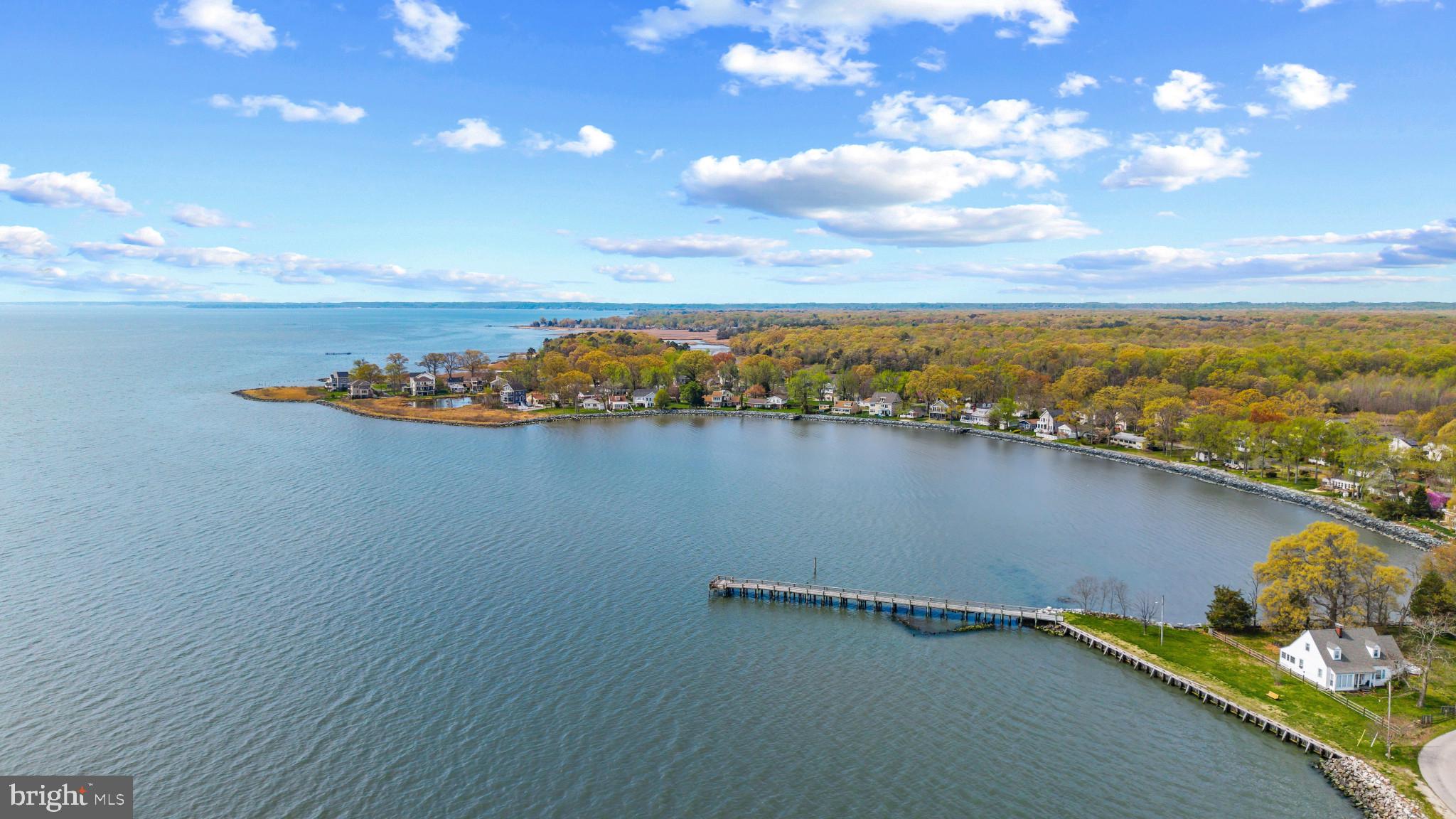 COLUMBIA BEACH - Residential