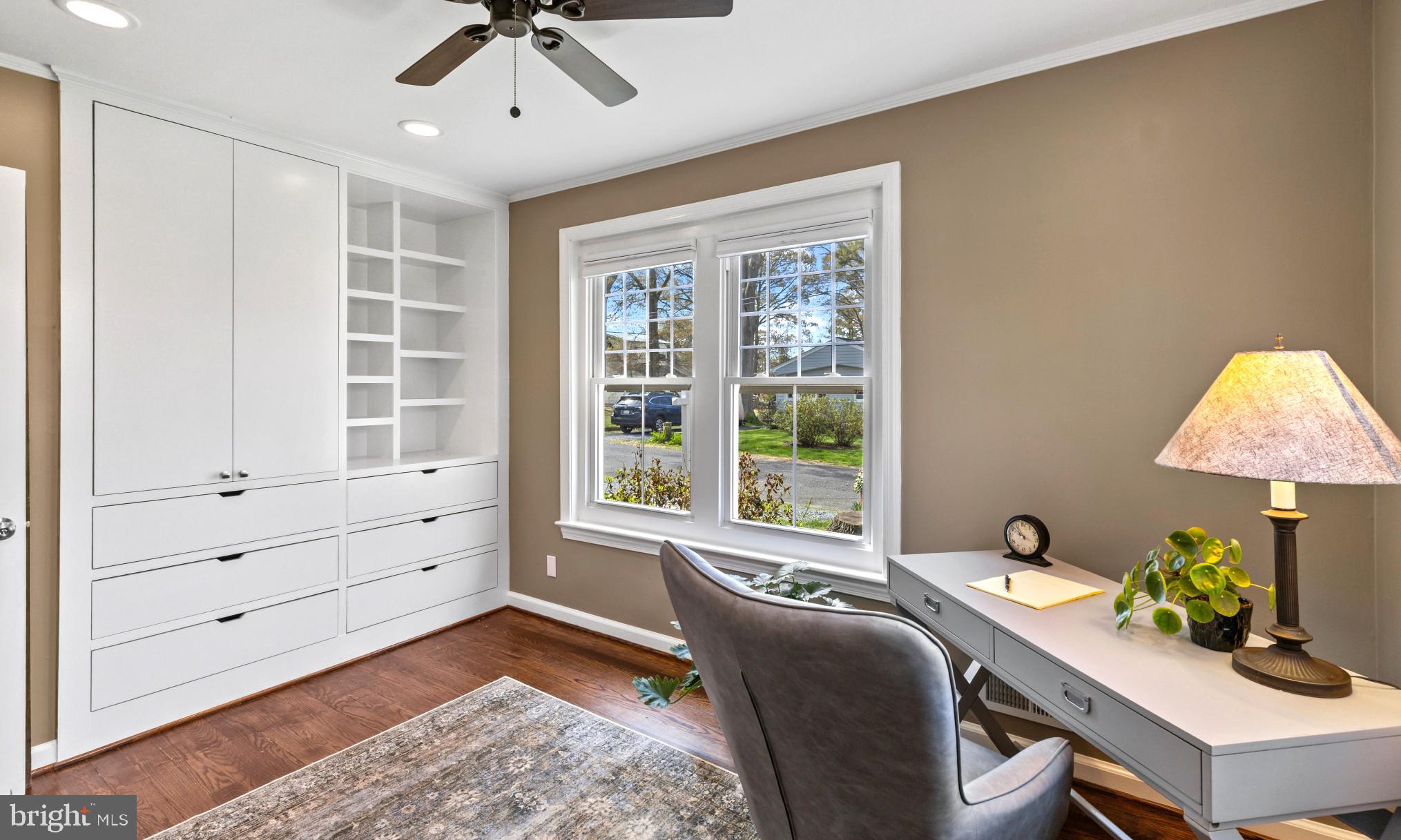 COLUMBIA BEACH - Residential