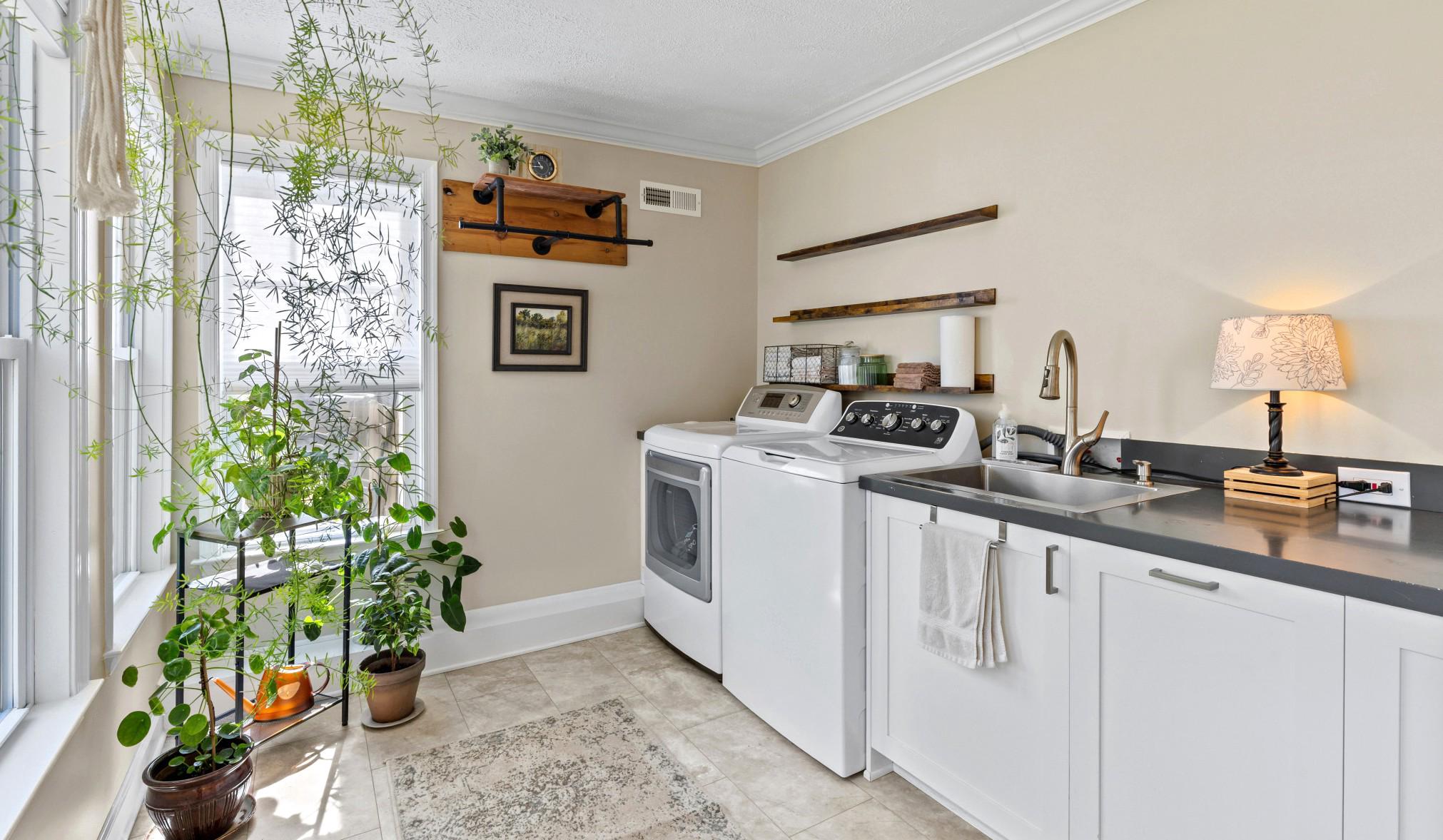 COLUMBIA BEACH - Residential