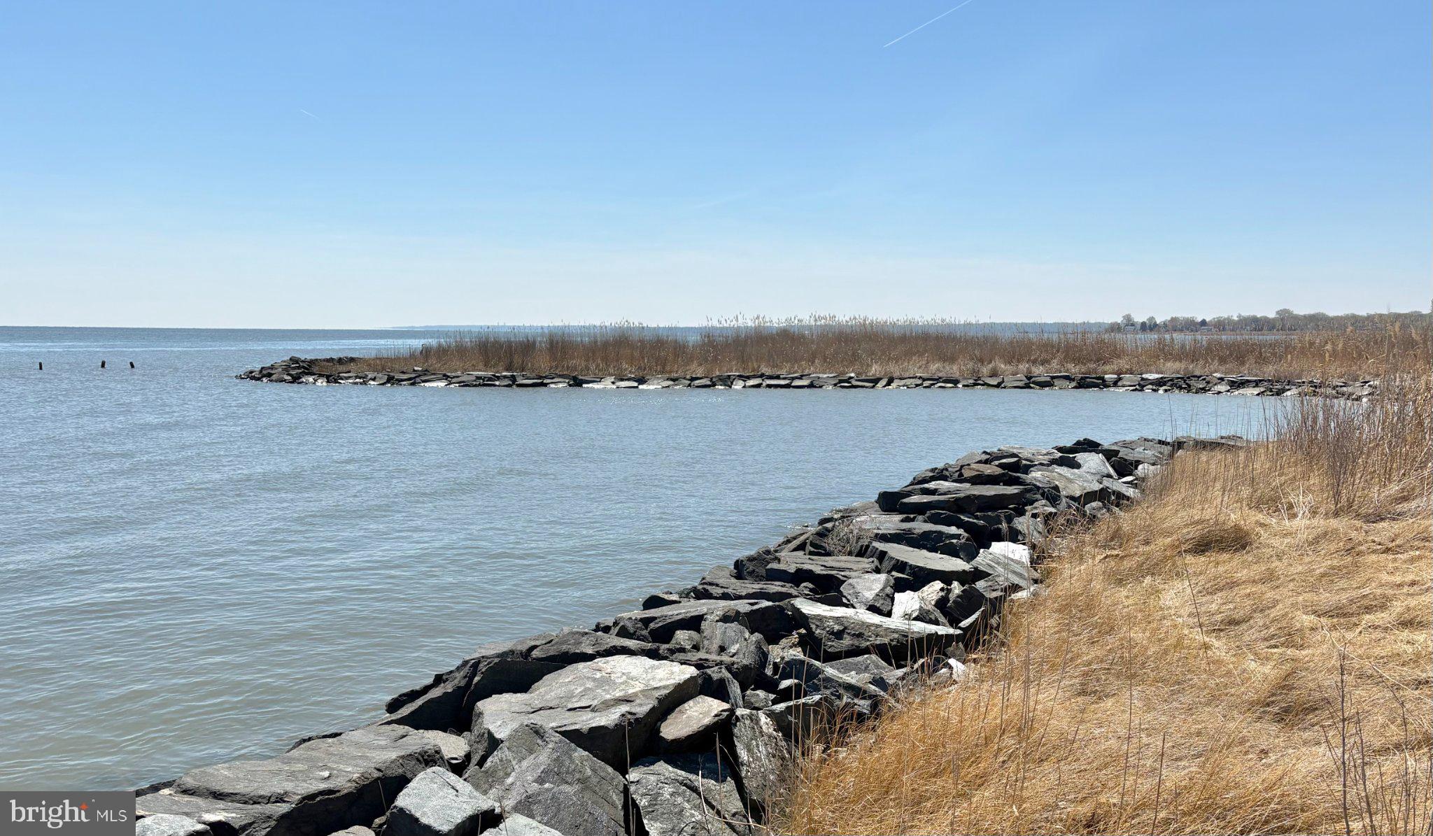 COLUMBIA BEACH - Residential