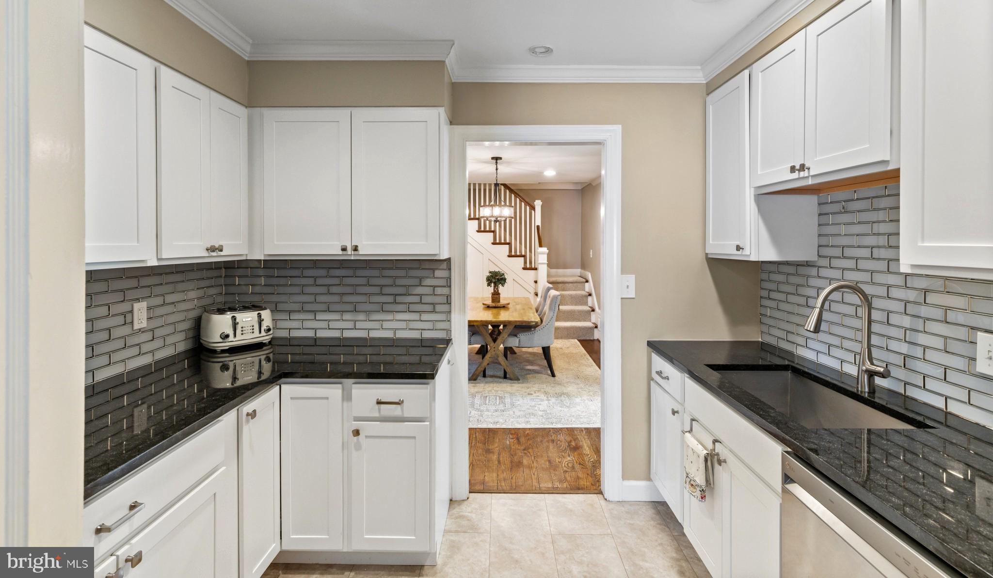 COLUMBIA BEACH - Residential