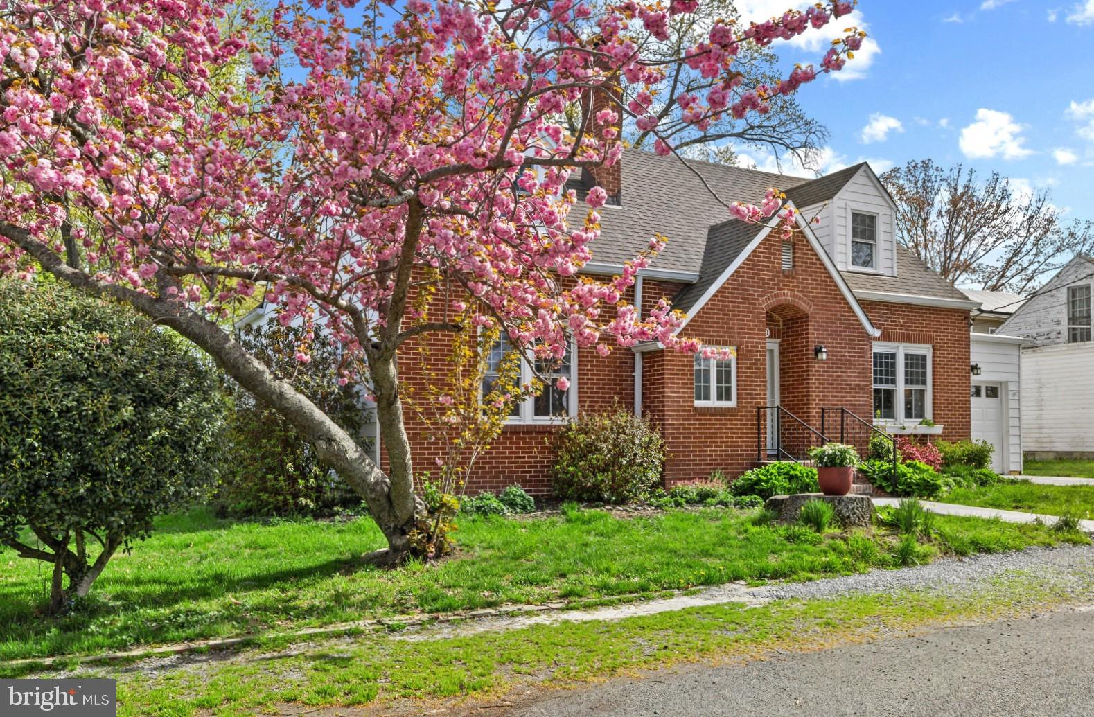 COLUMBIA BEACH - Residential