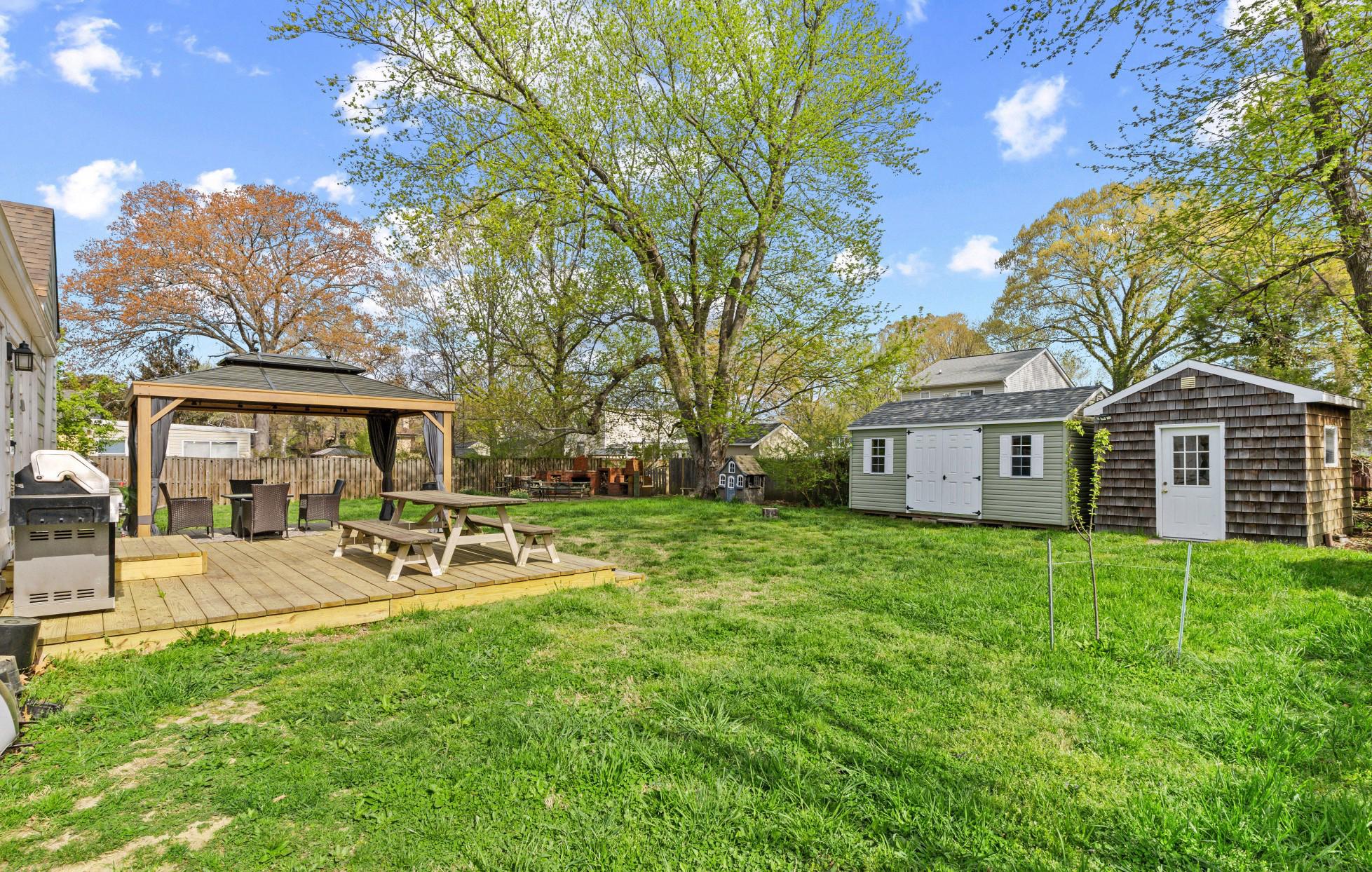 COLUMBIA BEACH - Residential
