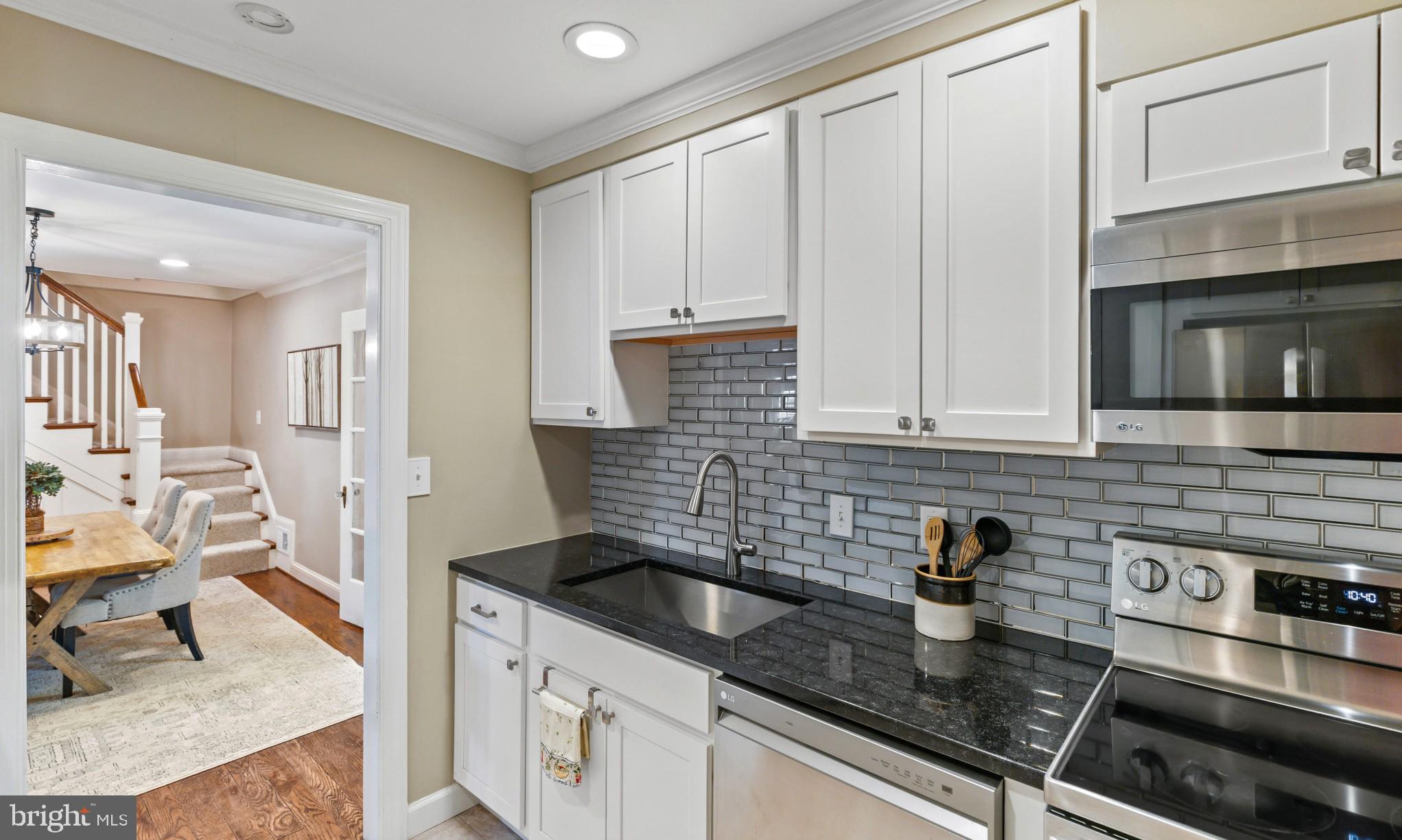 COLUMBIA BEACH - Residential