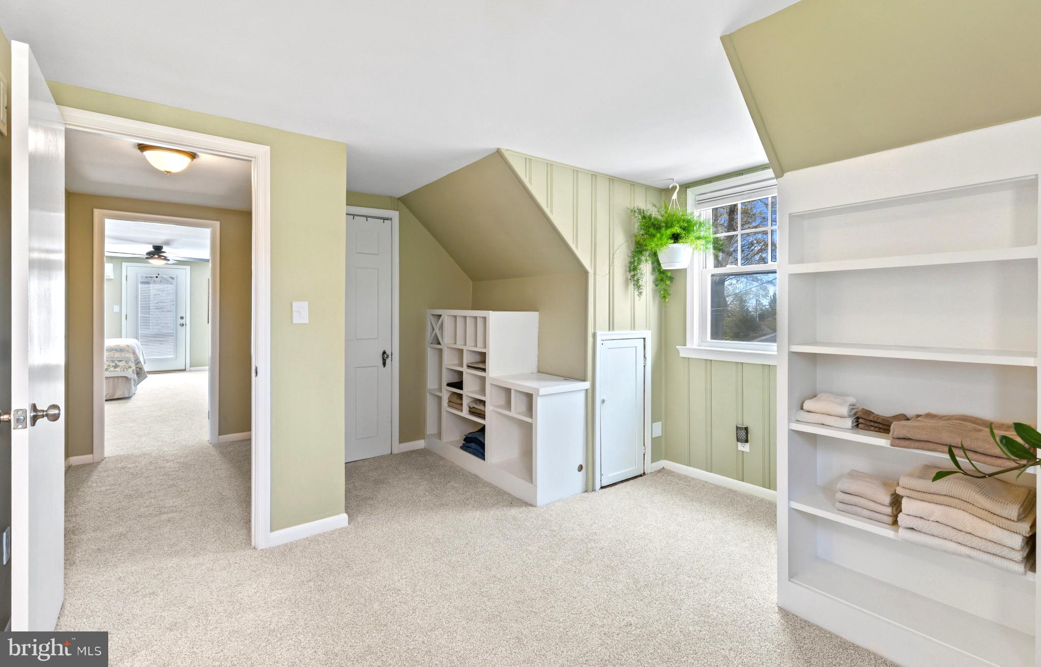 COLUMBIA BEACH - Residential