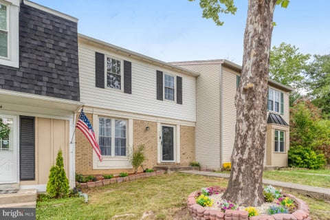 Photo of 2902 Madeira Court, WOODBRIDGE, VA 22192 (MLS # VAPW2122250)