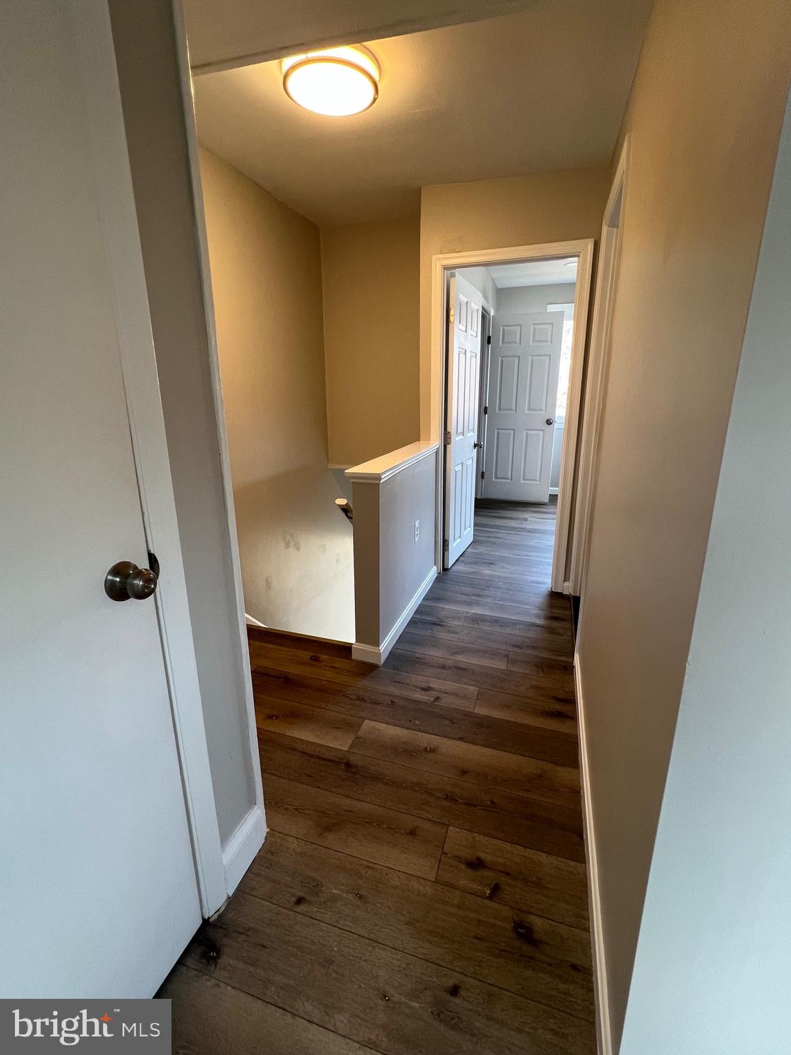 HOLLINSWOOD - Residential