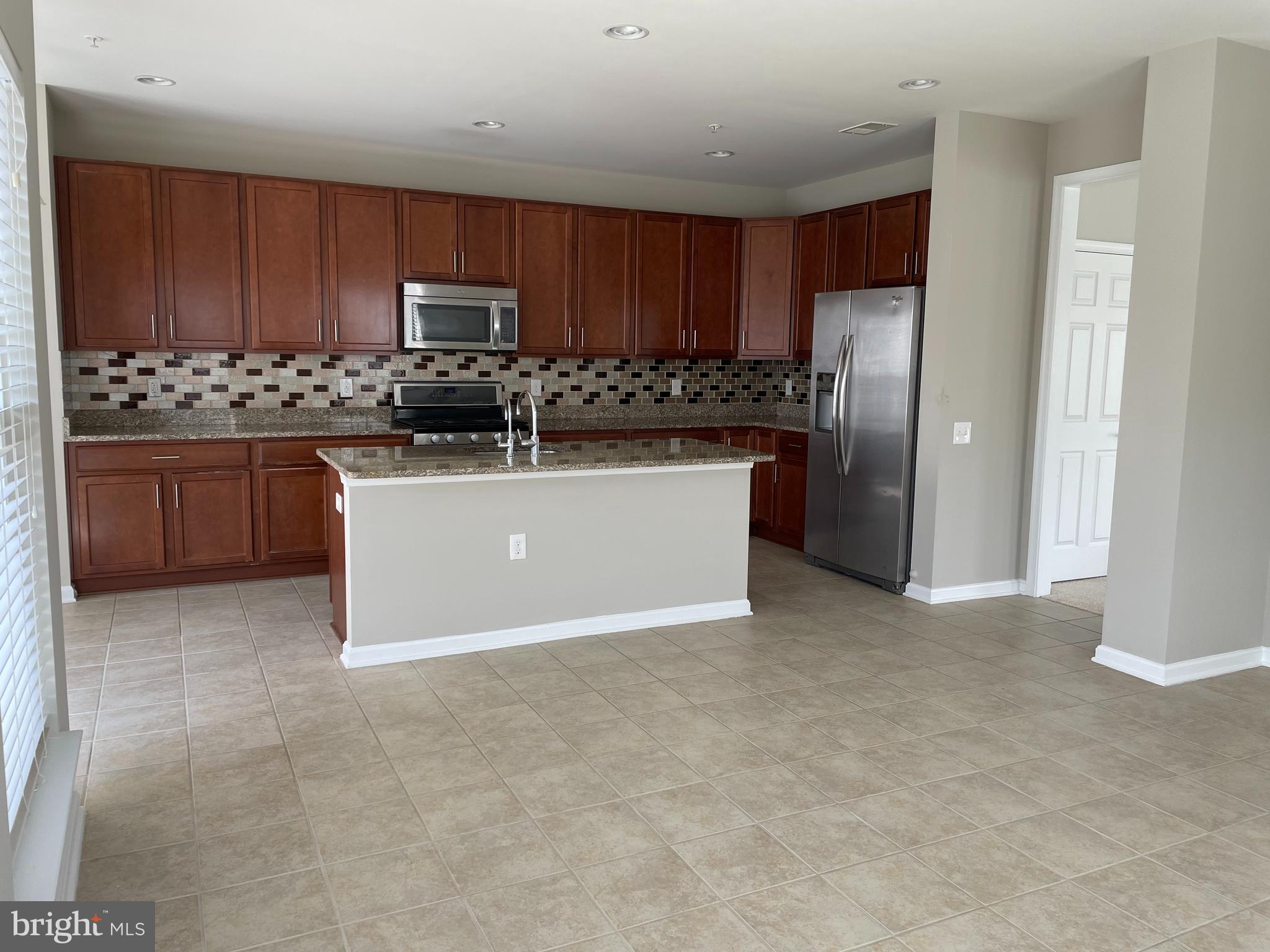 2953 FINSBURY PLACE 96