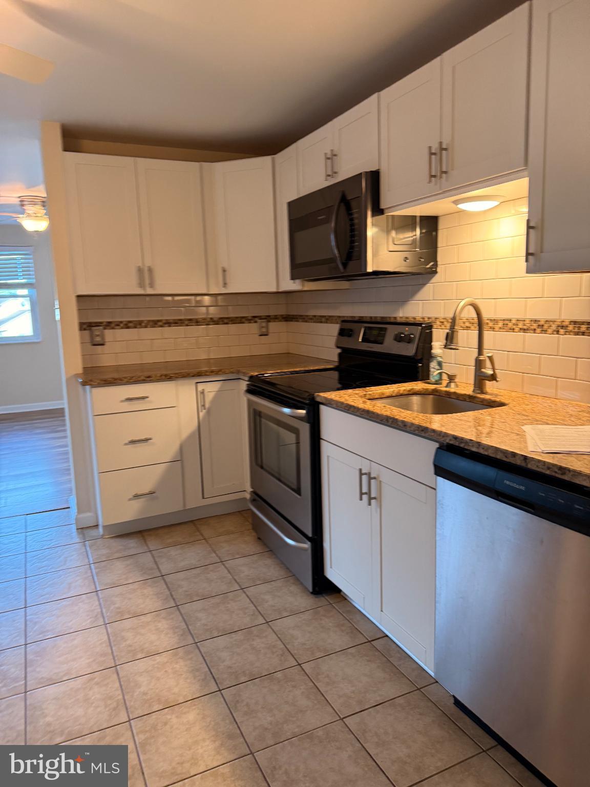 VICTORY VILLA - Residential Lease