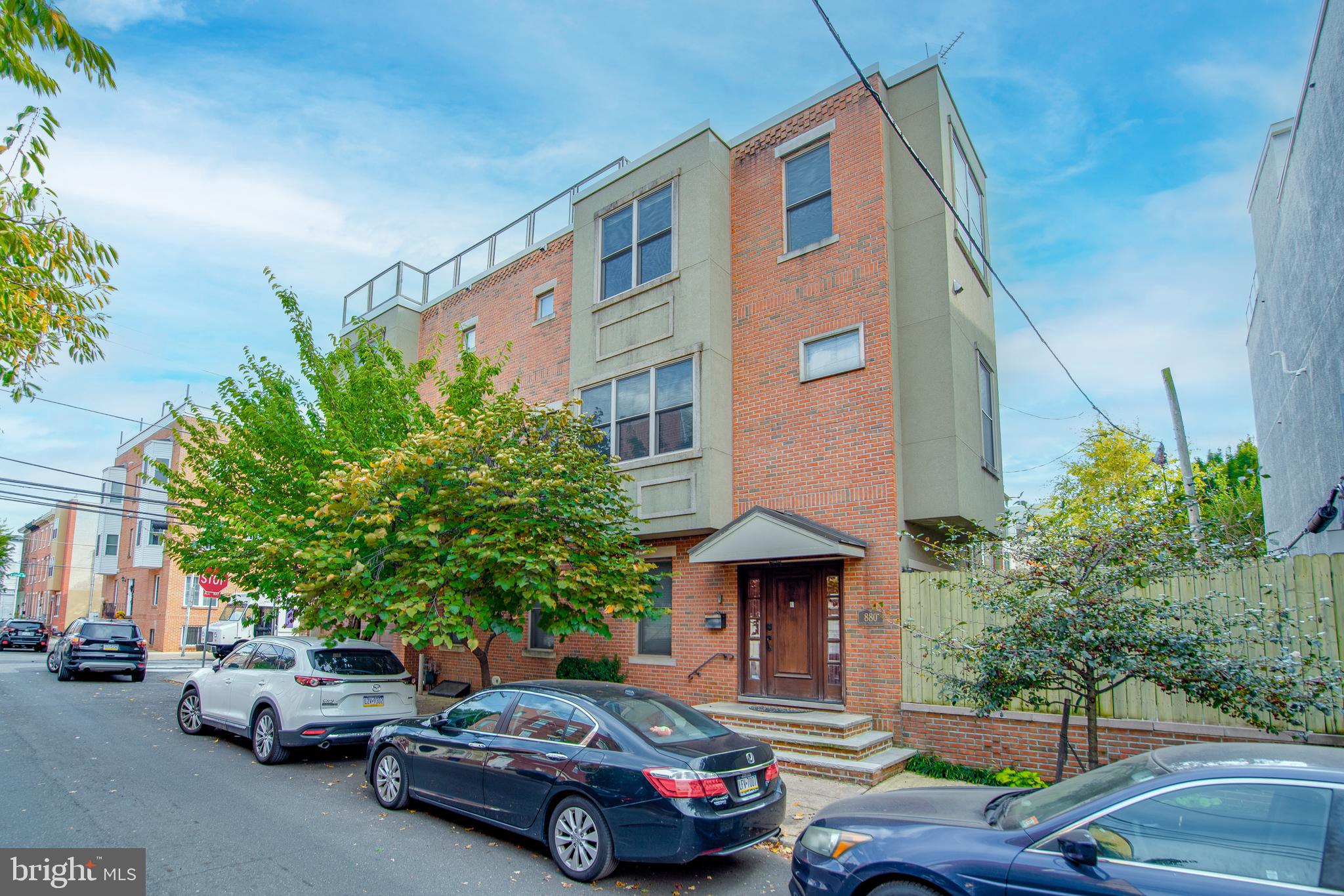 FAIRMOUNT - Residential