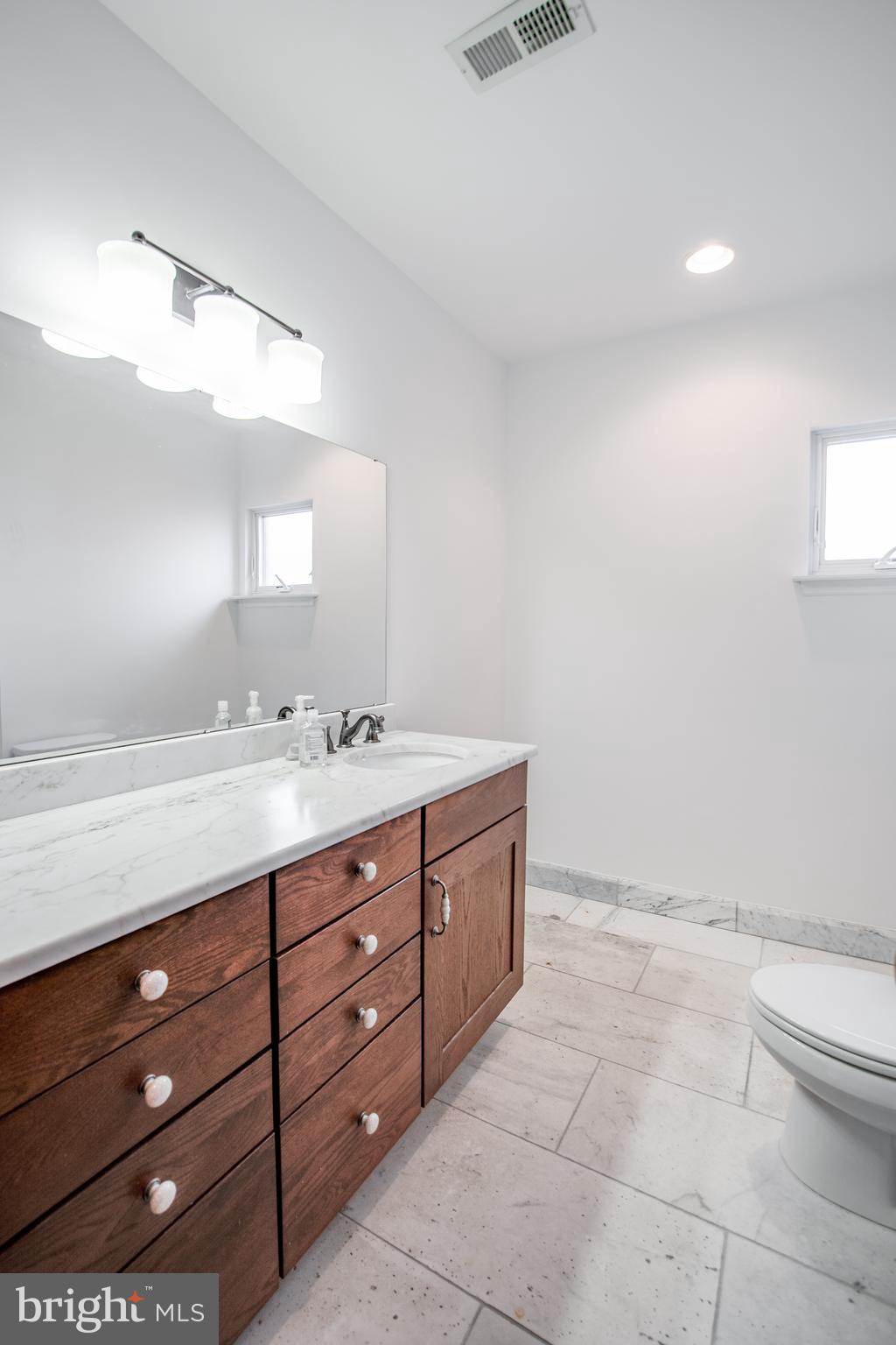 FAIRMOUNT - Residential