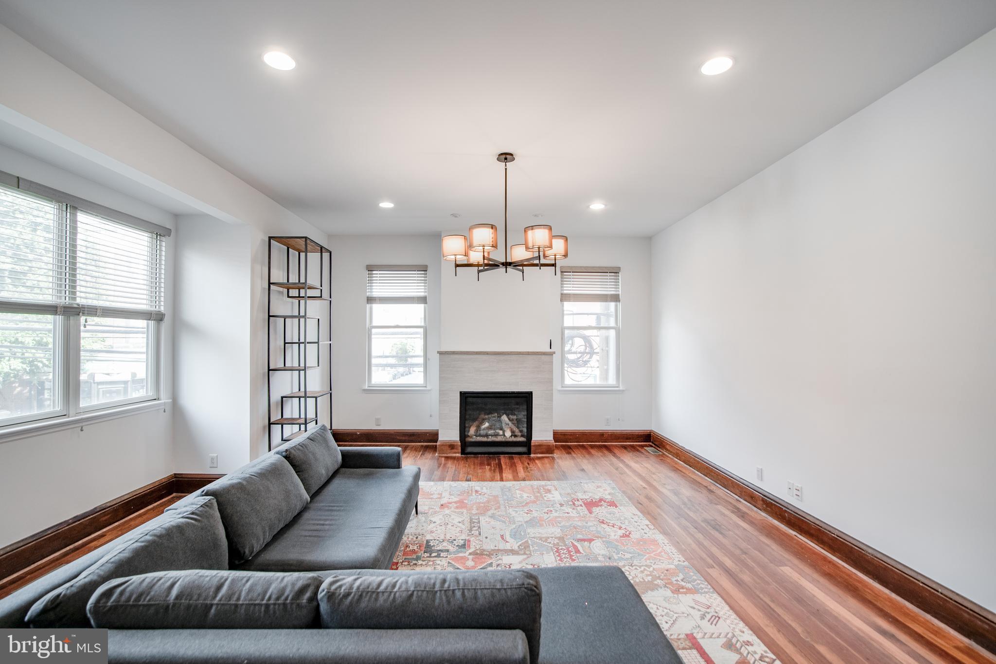 FAIRMOUNT - Residential