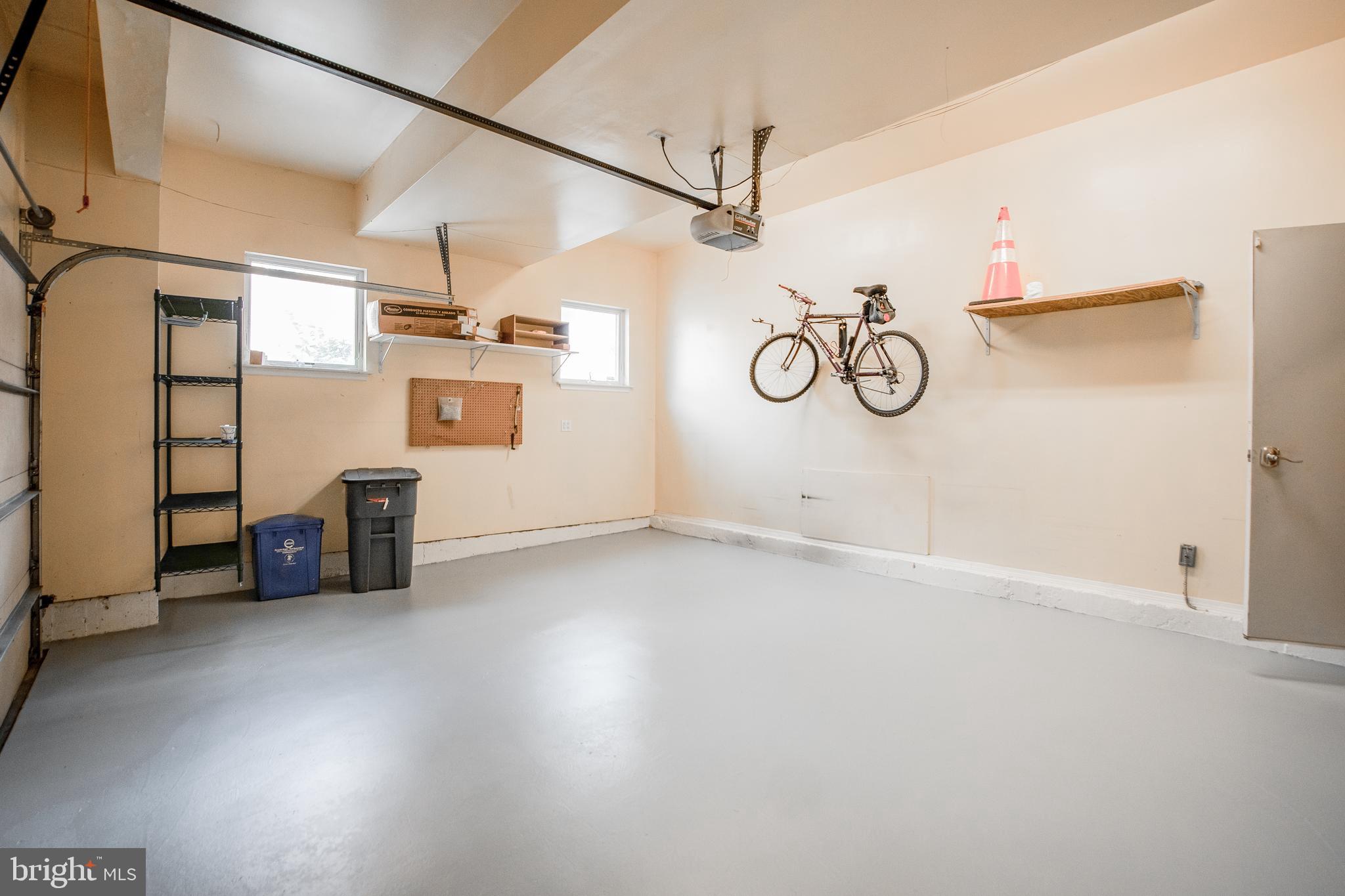 FAIRMOUNT - Residential