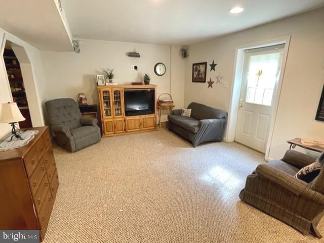 MONMOUTH VILLAGE - Residential