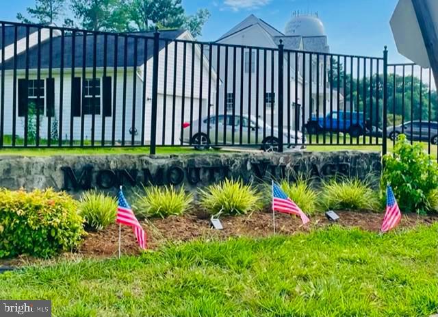 MONMOUTH VILLAGE - Residential