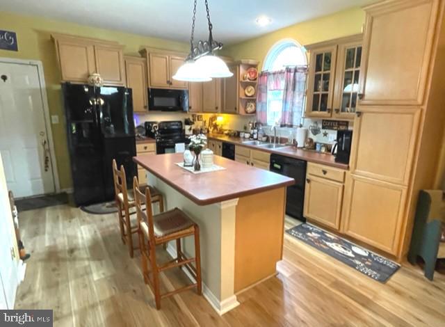 MONMOUTH VILLAGE - Residential