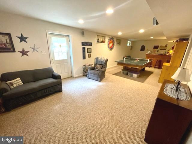 MONMOUTH VILLAGE - Residential