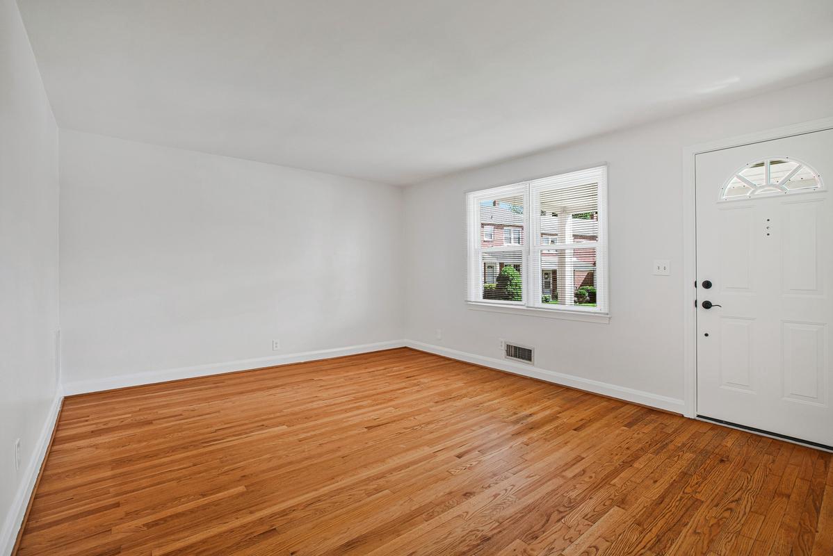 1016 WINSFORD ROAD