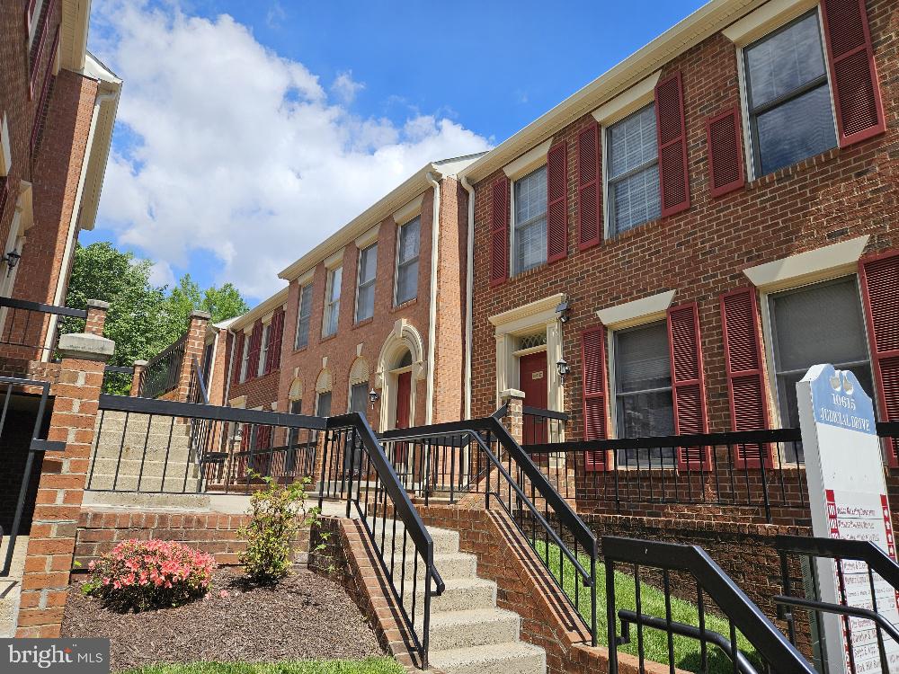 10615 JUDICIAL DRIVE 203