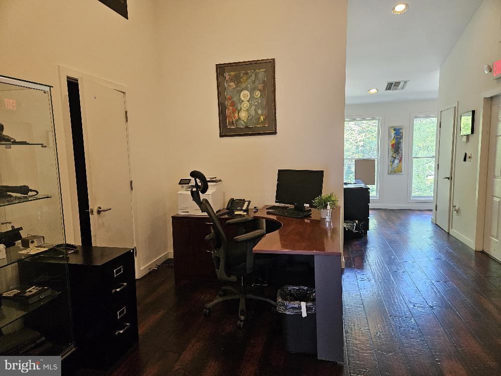 JUDICIAL COURT CONDOS - Commercial Sale