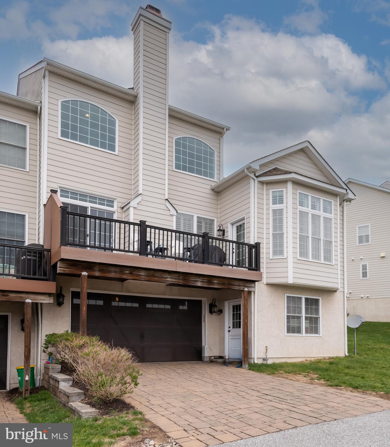 RAVENSCLIFF - Residential
