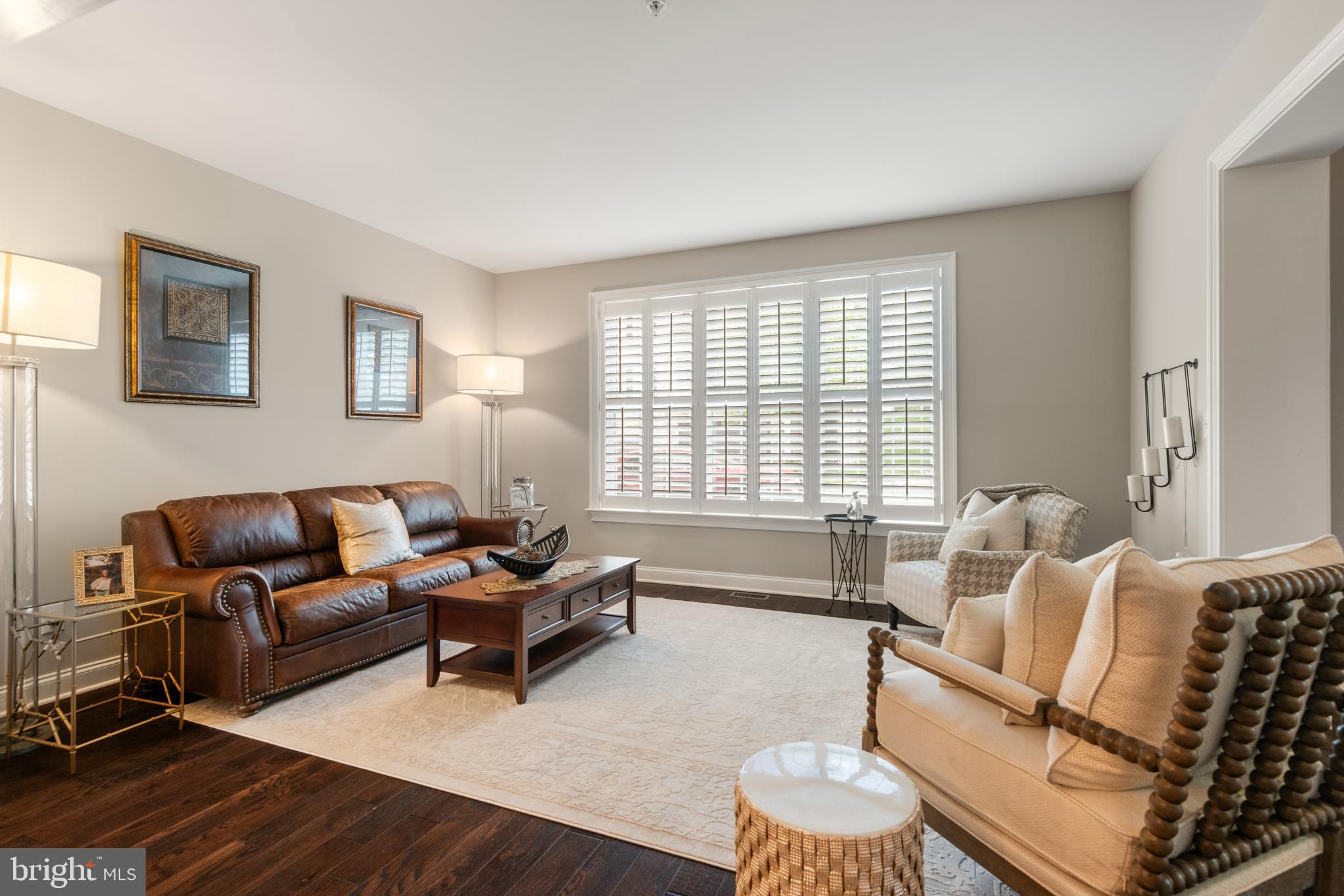 RAVENSCLIFF - Residential