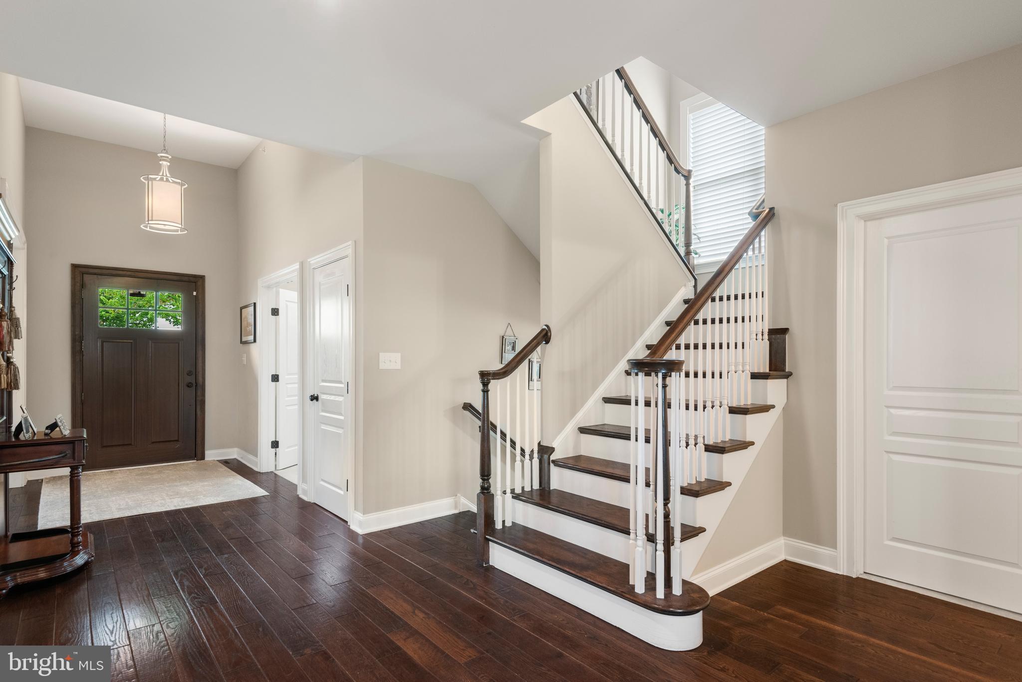 RAVENSCLIFF - Residential