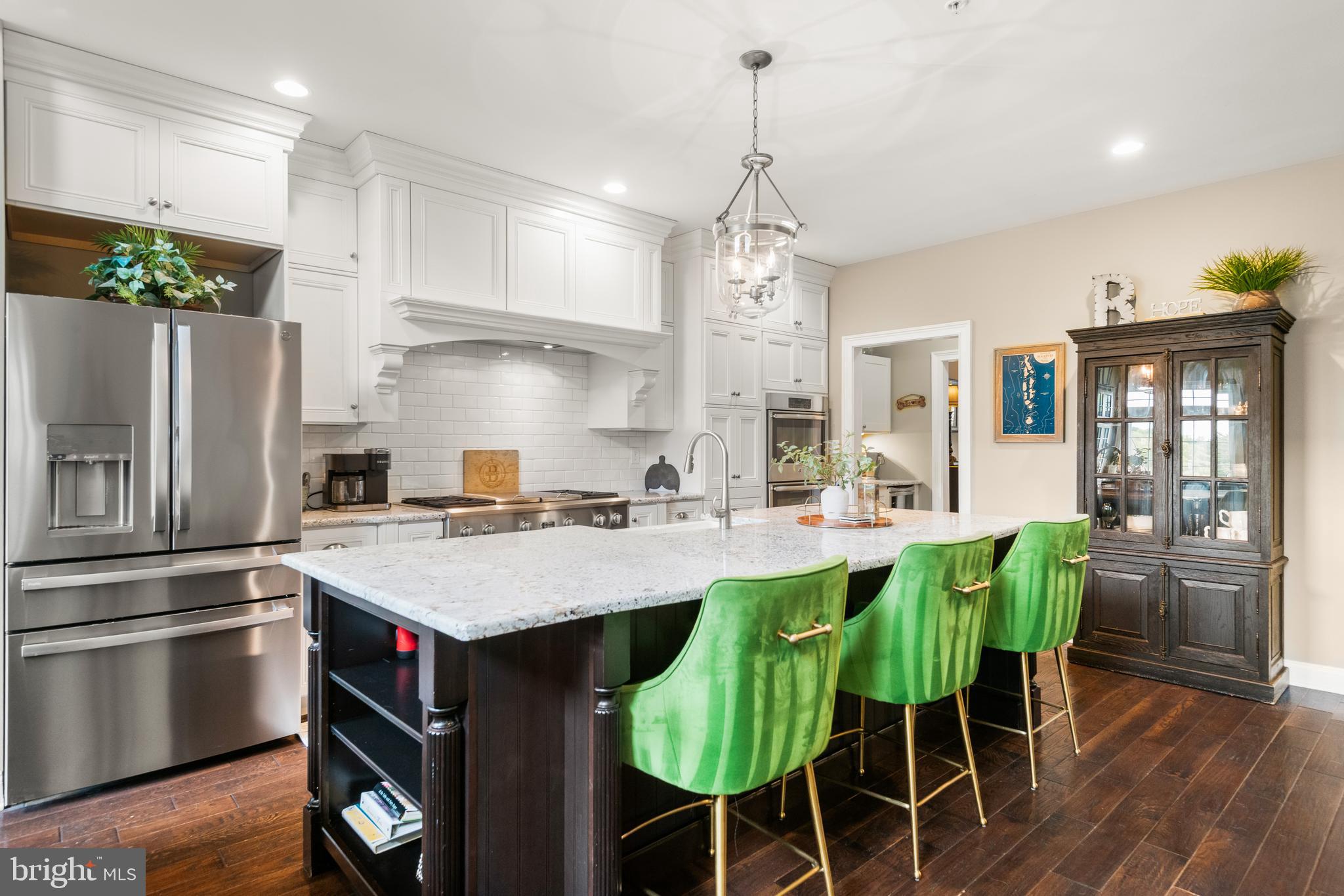 RAVENSCLIFF - Residential