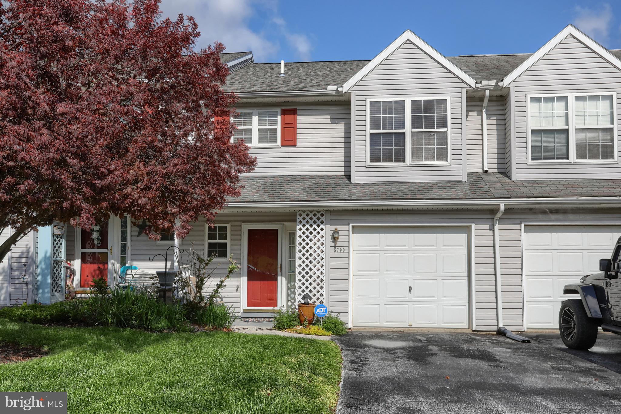 5790 HIDDEN LAKE DRIVE