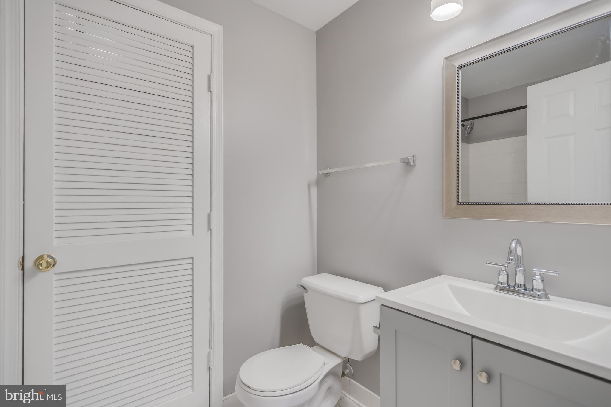 STONE RIVER - Residential Lease