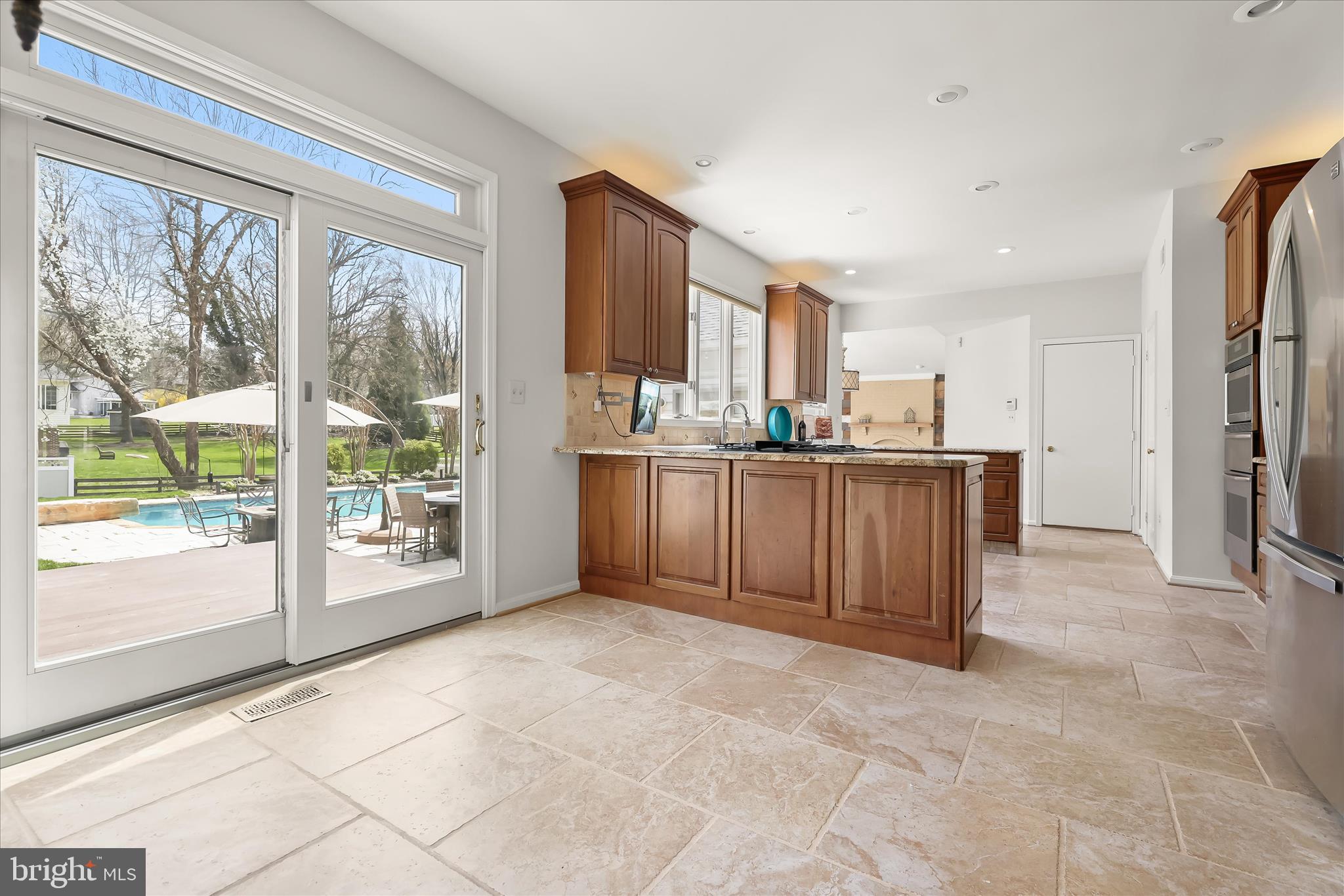 MCKENZIE MEADOWS - Residential