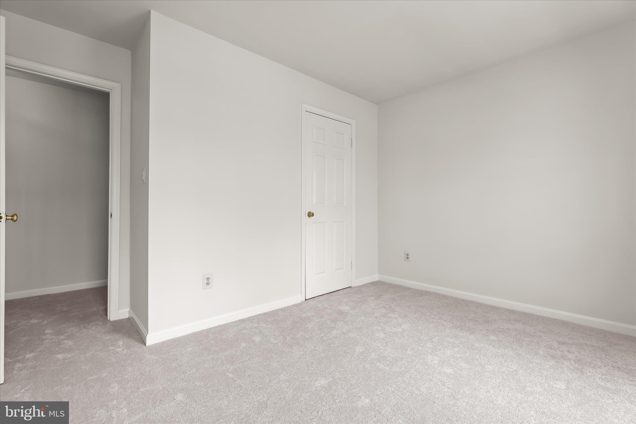 MCKENZIE MEADOWS - Residential