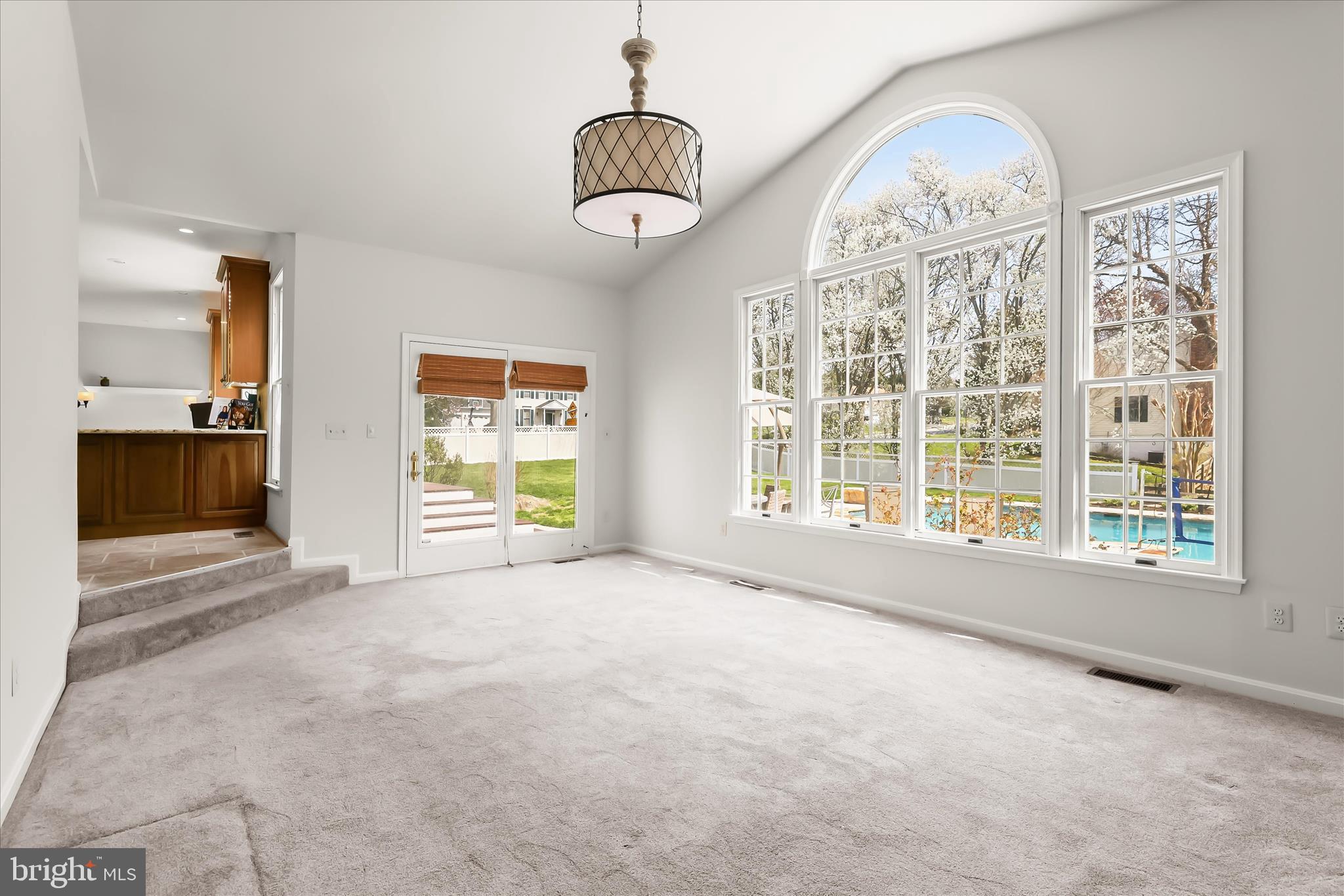 MCKENZIE MEADOWS - Residential