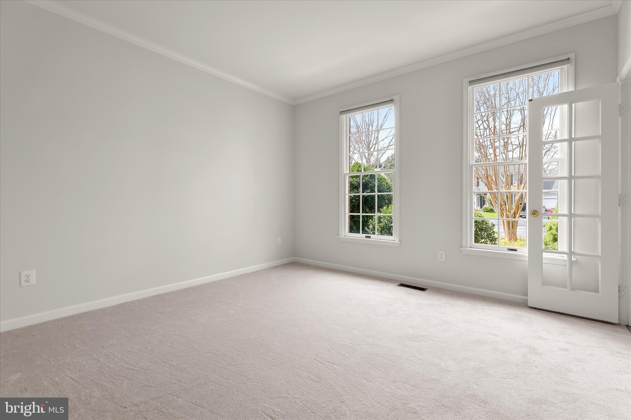 MCKENZIE MEADOWS - Residential